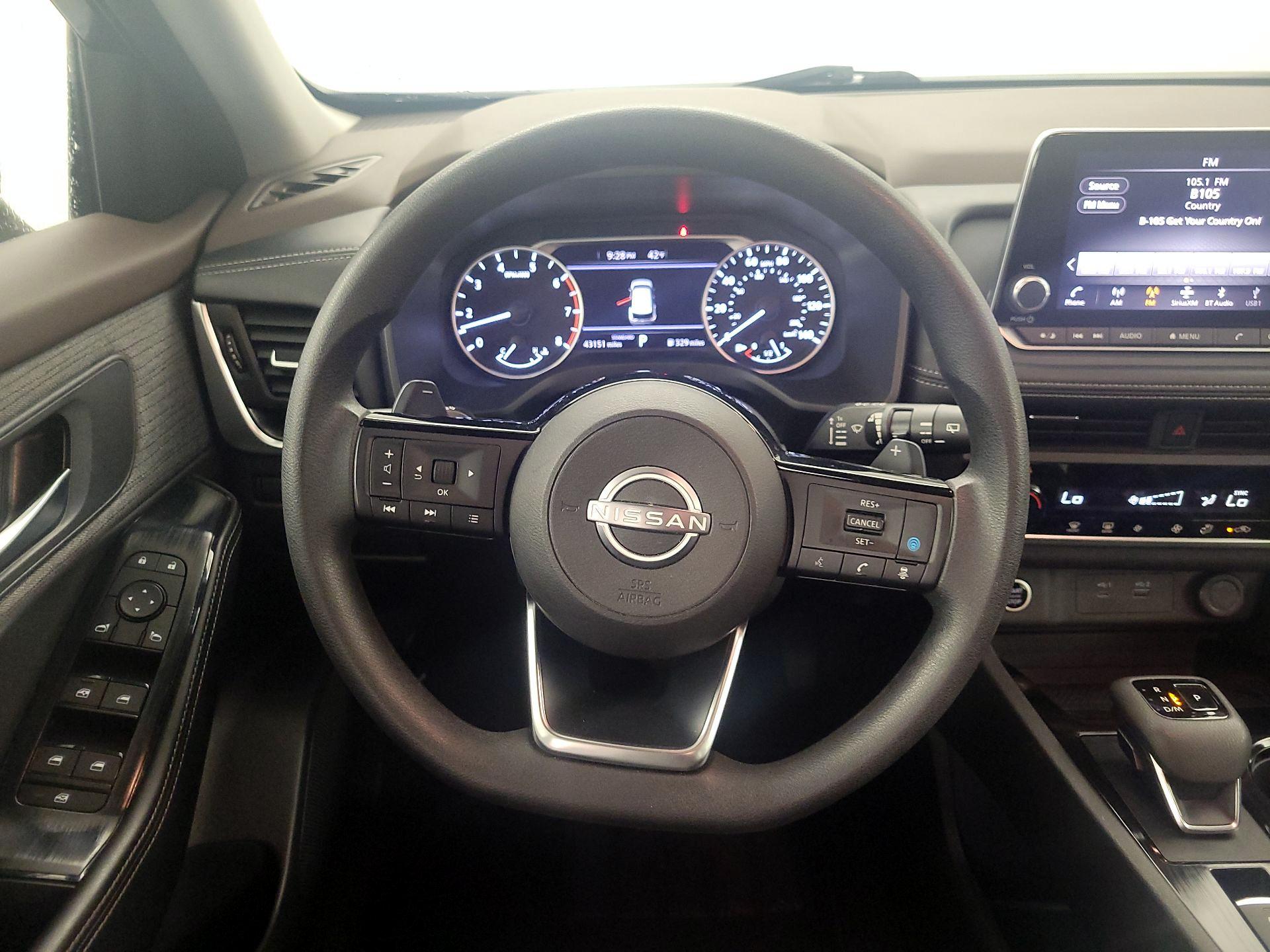 Thumbnail: 2023 Nissan Rogue - 10