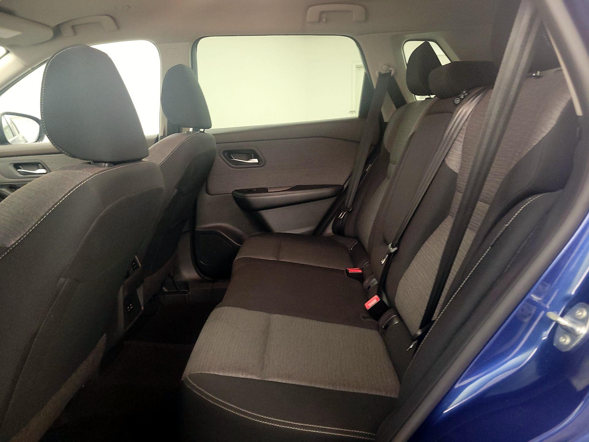 Thumbnail: 2023 Nissan Rogue - 19