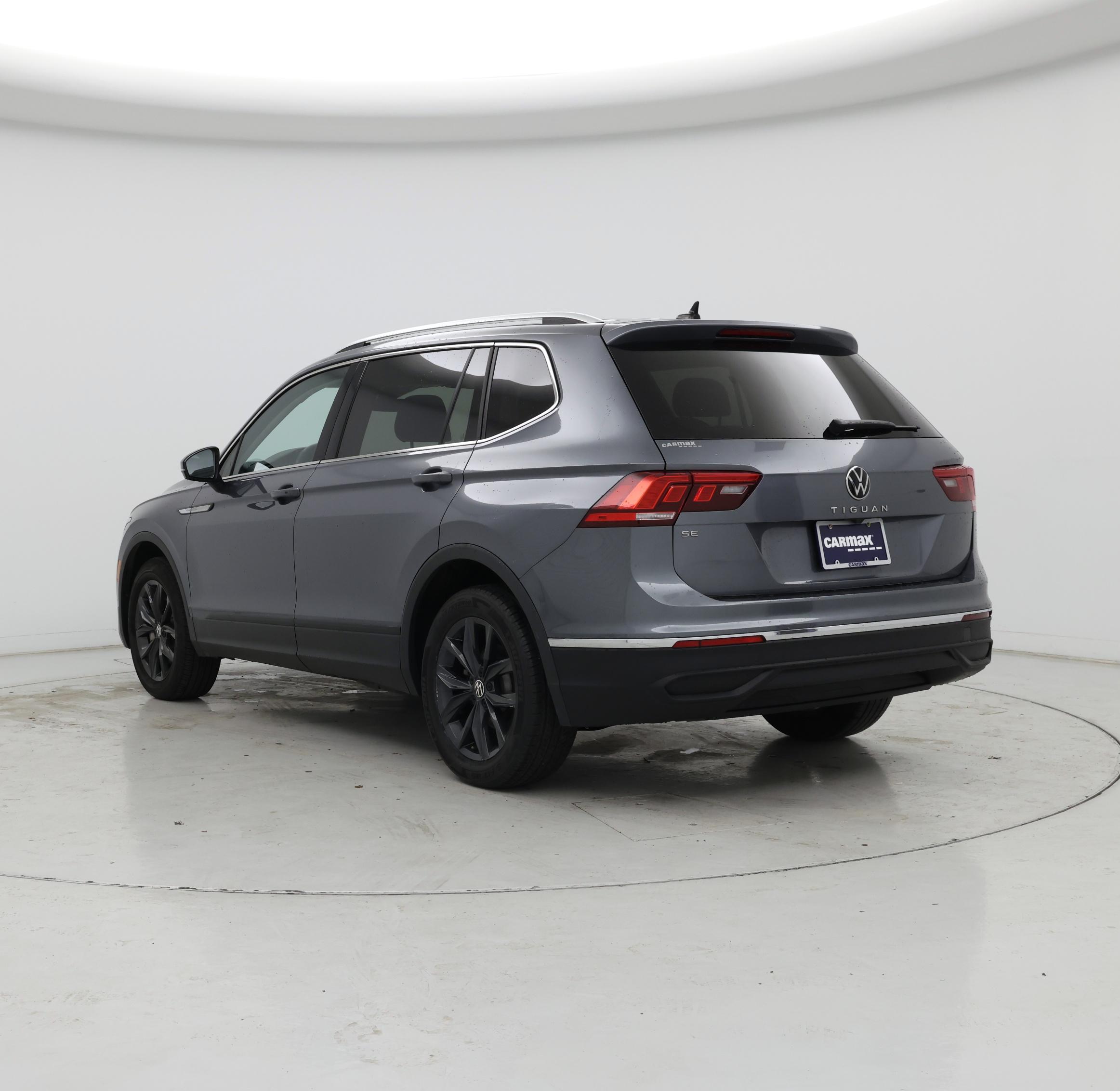 Thumbnail: 2024 Volkswagen Tiguan - 2