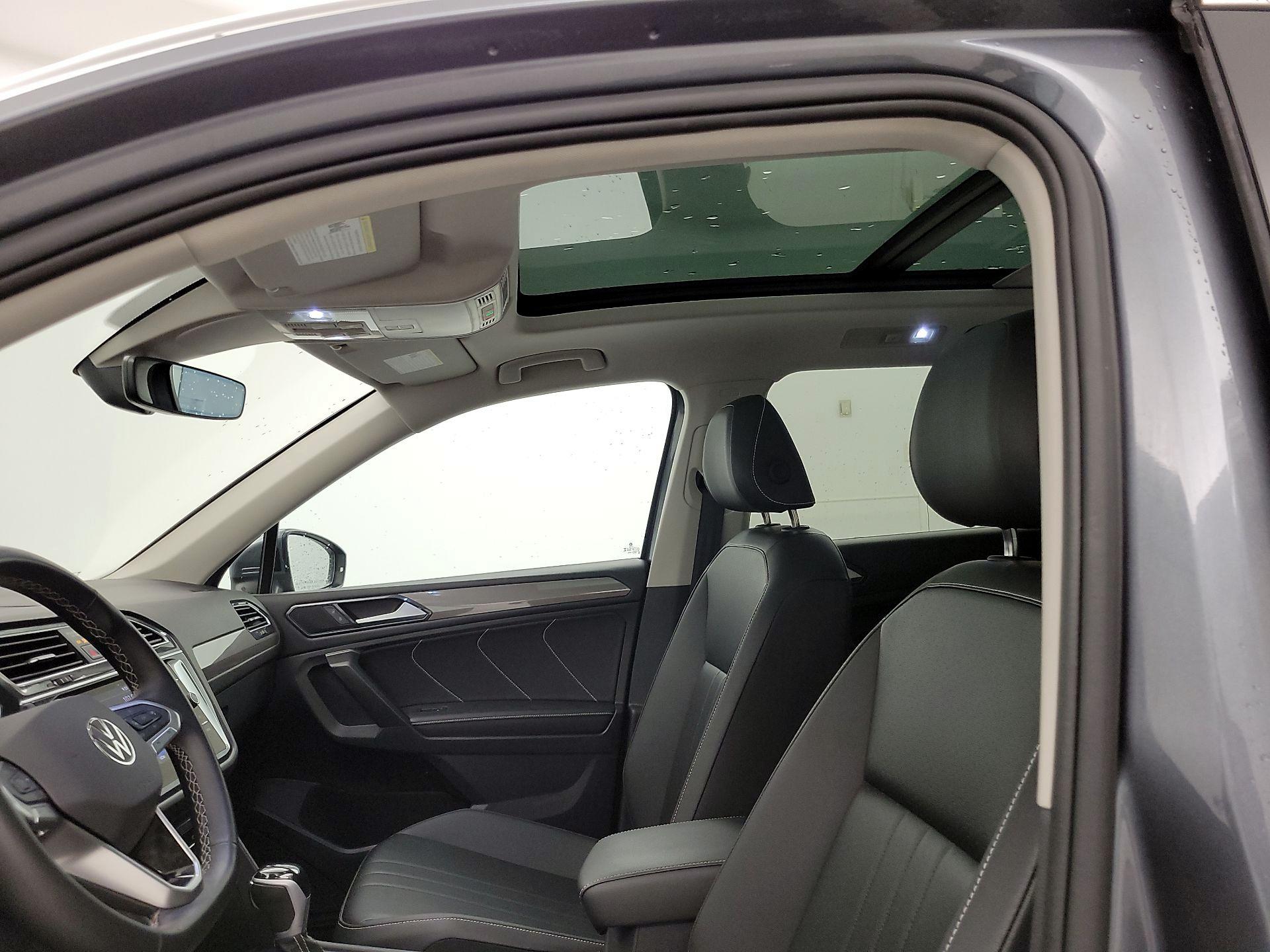 Thumbnail: 2024 Volkswagen Tiguan - 19