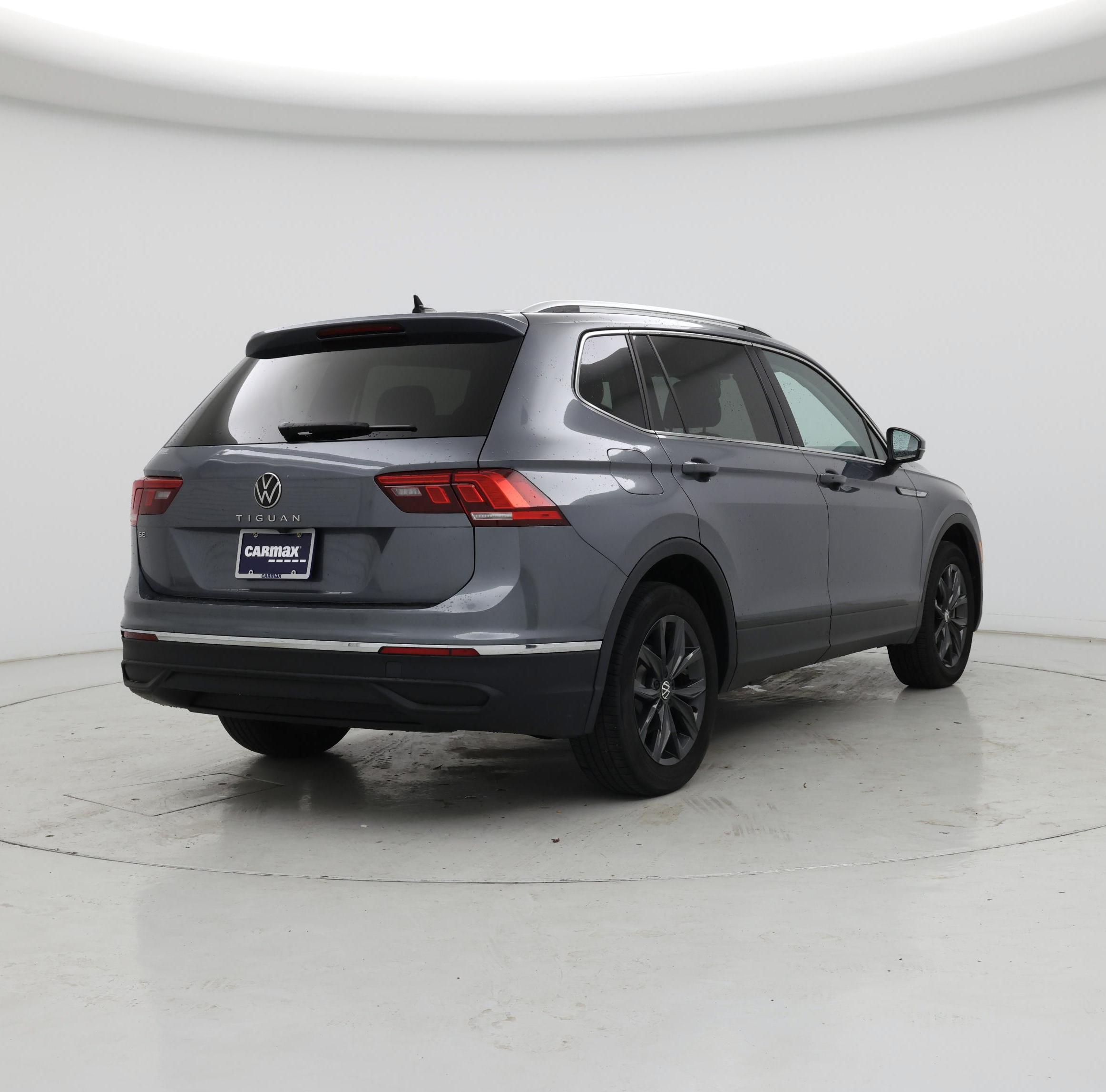 Thumbnail: 2024 Volkswagen Tiguan - 8