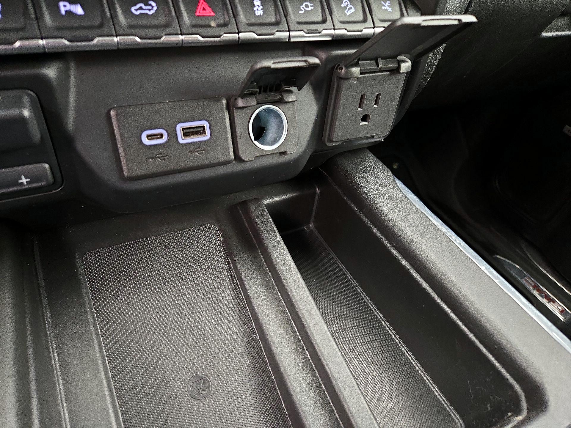 Thumbnail: 2021 GMC Sierra 2500 - 19