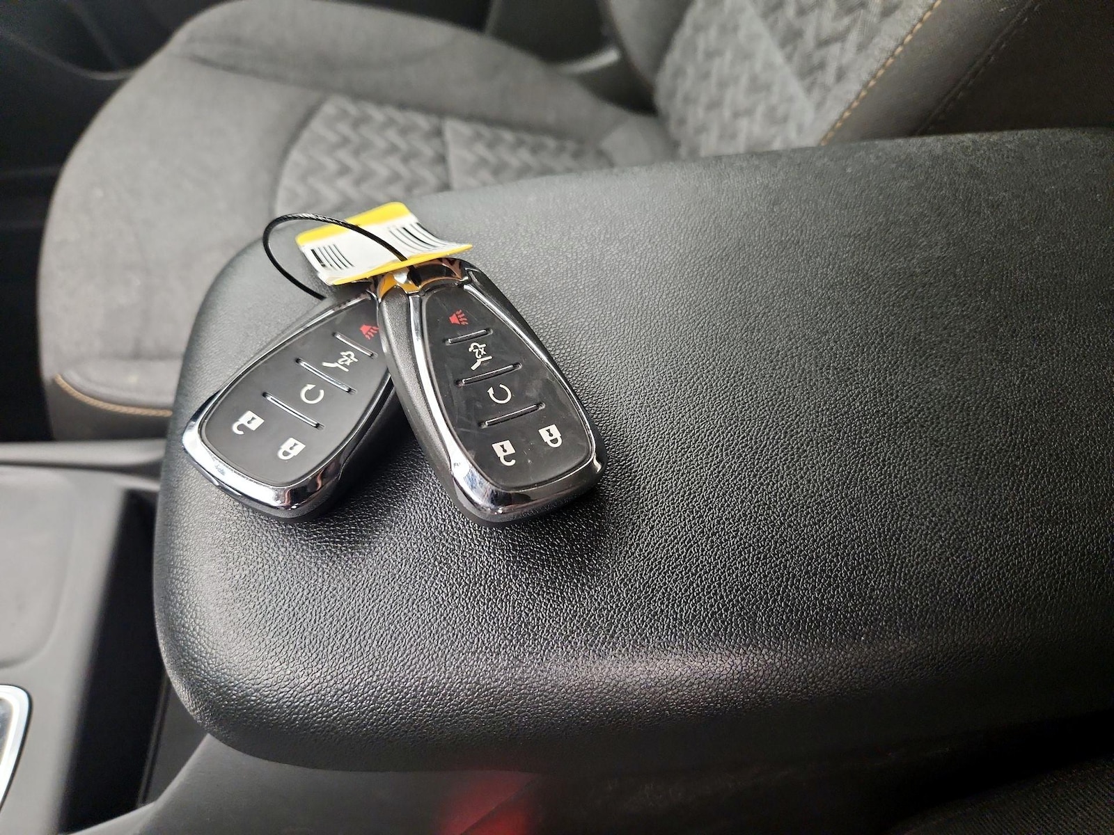2024 Chevrolet Equinox LT - Photo 23