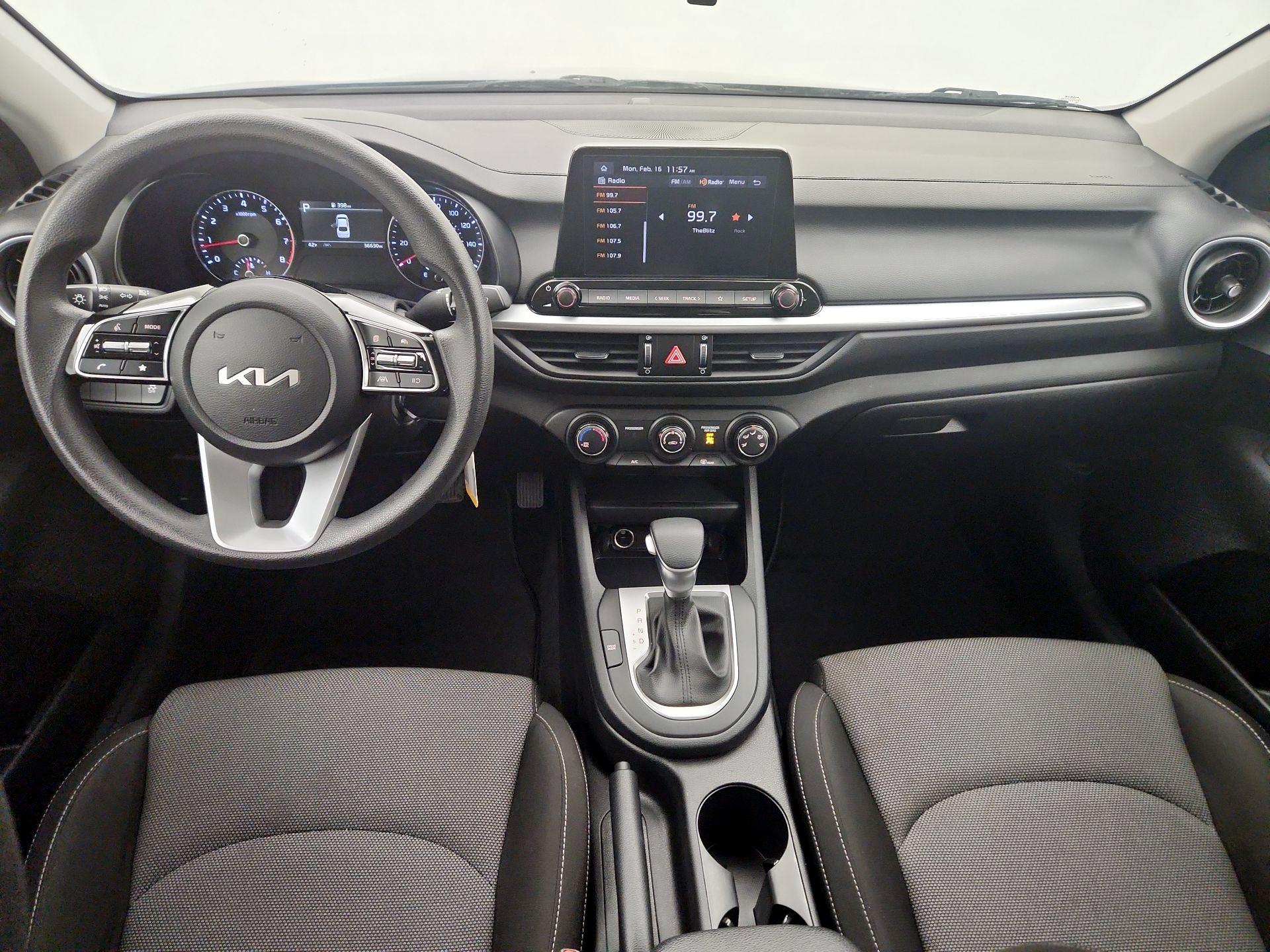 Thumbnail: 2024 Kia Forte - 9