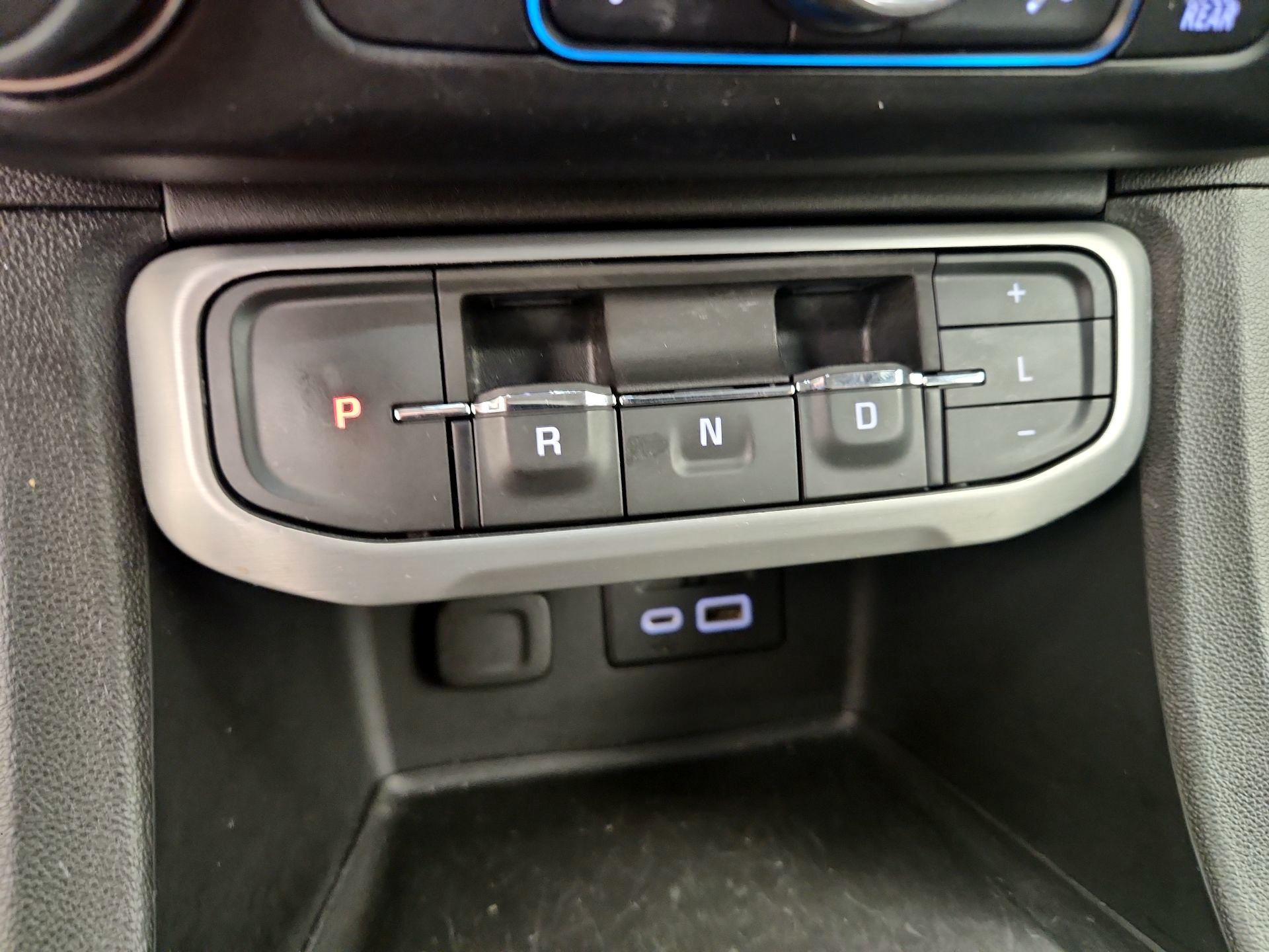 Thumbnail: 2023 GMC Acadia - 17