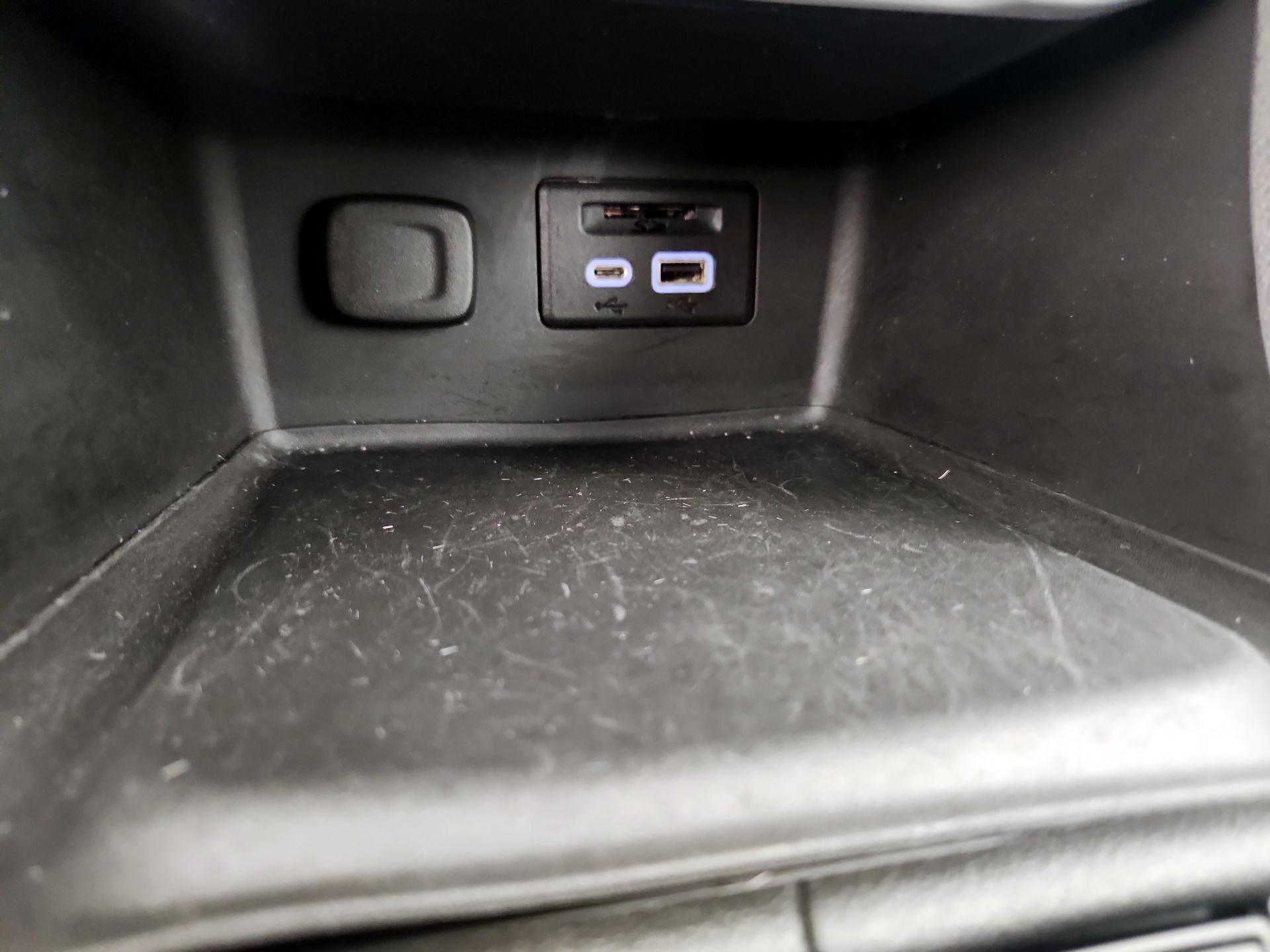 Thumbnail: 2023 GMC Acadia - 18