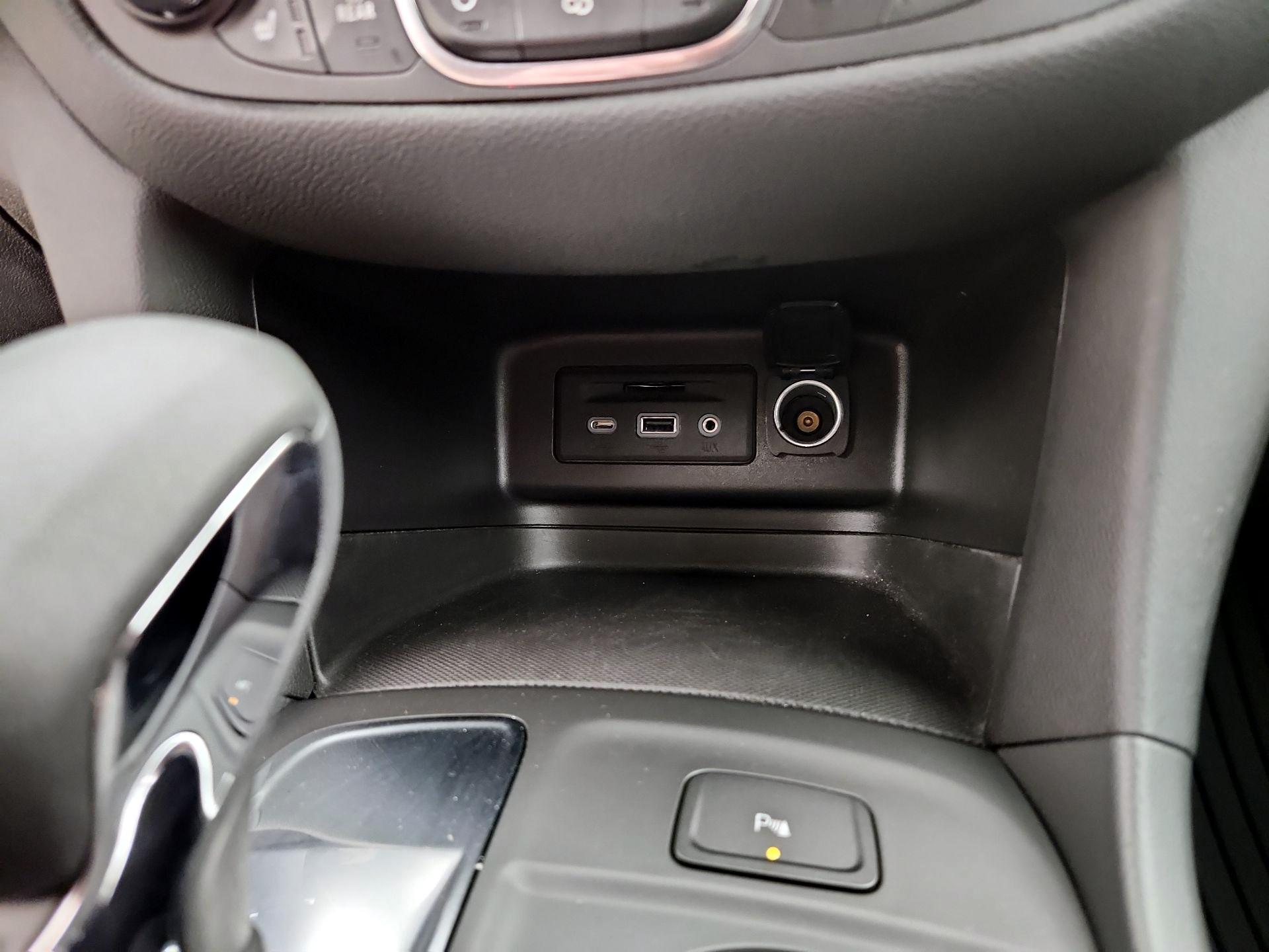 Thumbnail: 2024 Chevrolet Equinox - 18