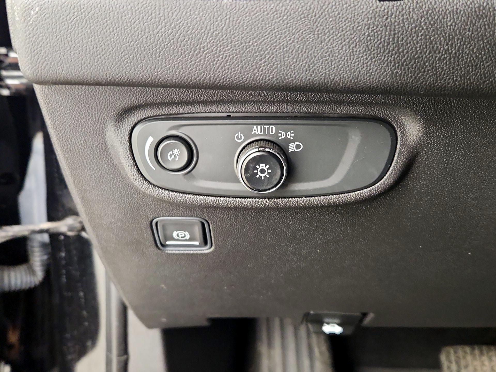 Thumbnail: 2023 GMC Terrain - 13