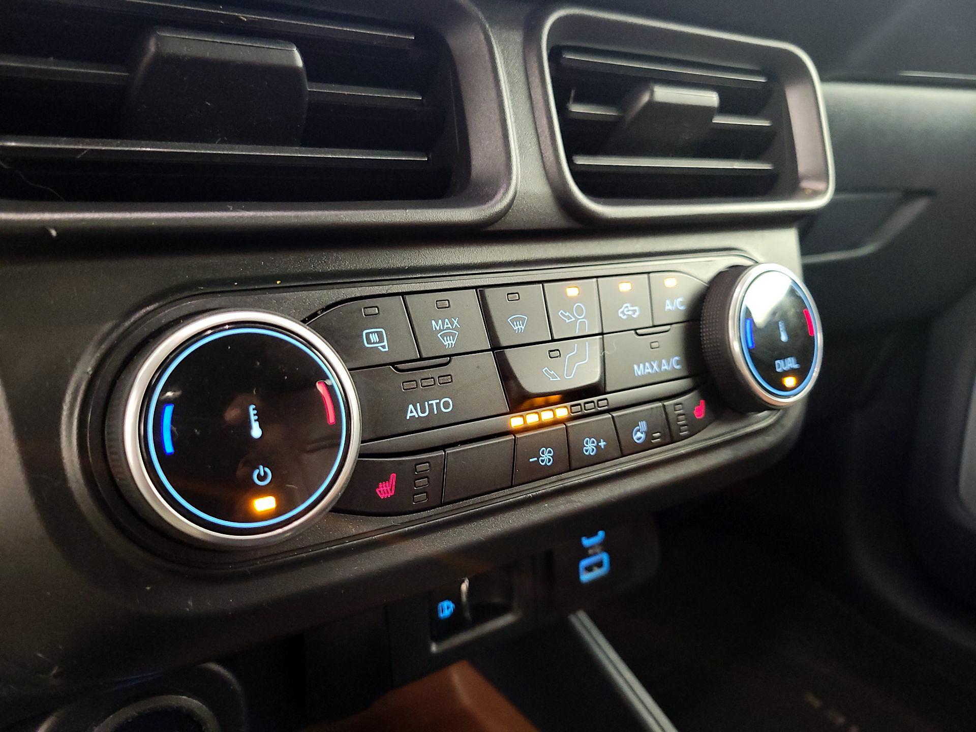 Thumbnail: 2023 Ford Maverick - 17