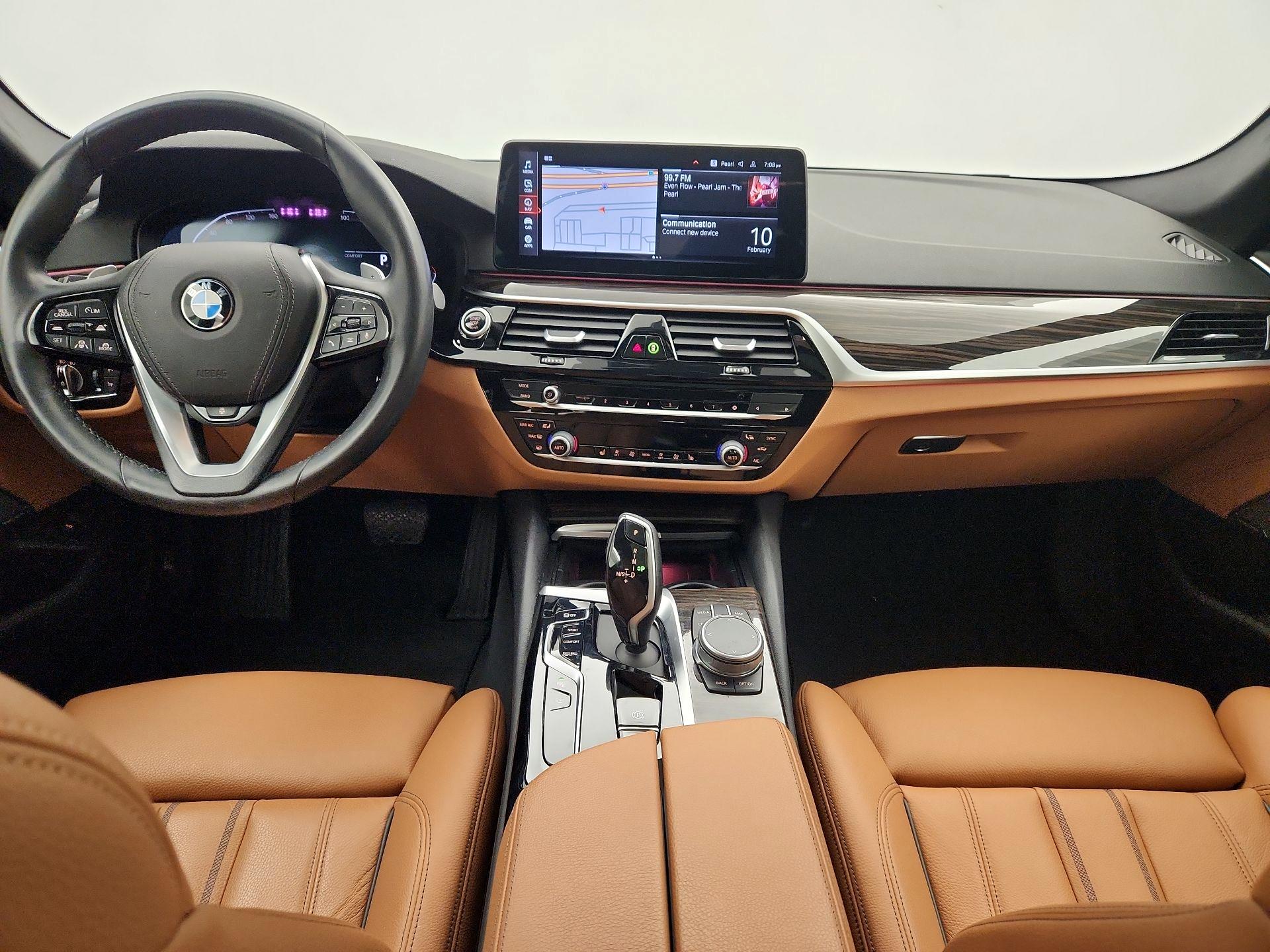 Thumbnail: 2021 BMW 5 Series - 9