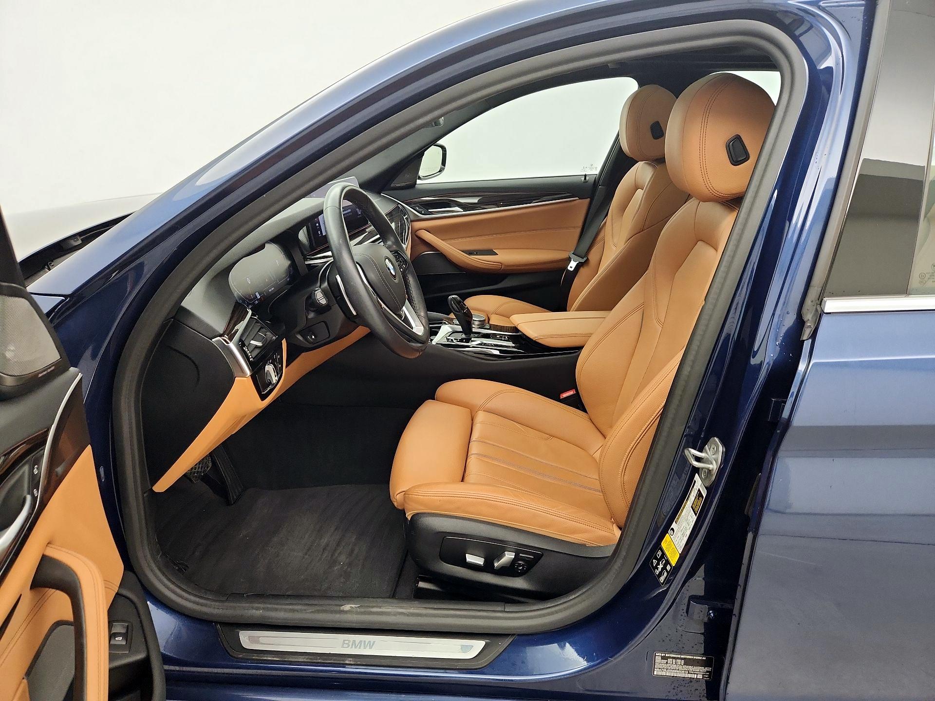 Thumbnail: 2021 BMW 5 Series - 11