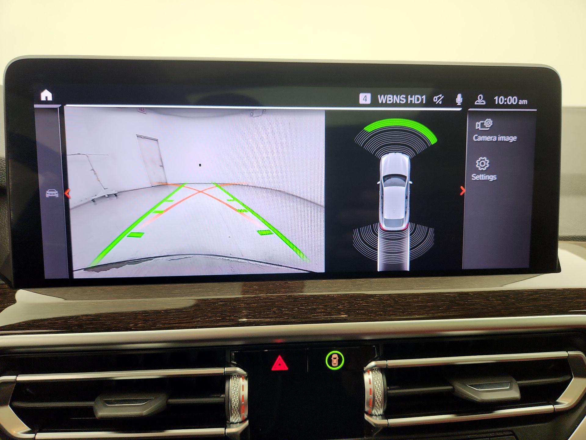 Thumbnail: 2023 BMW X4 - 15