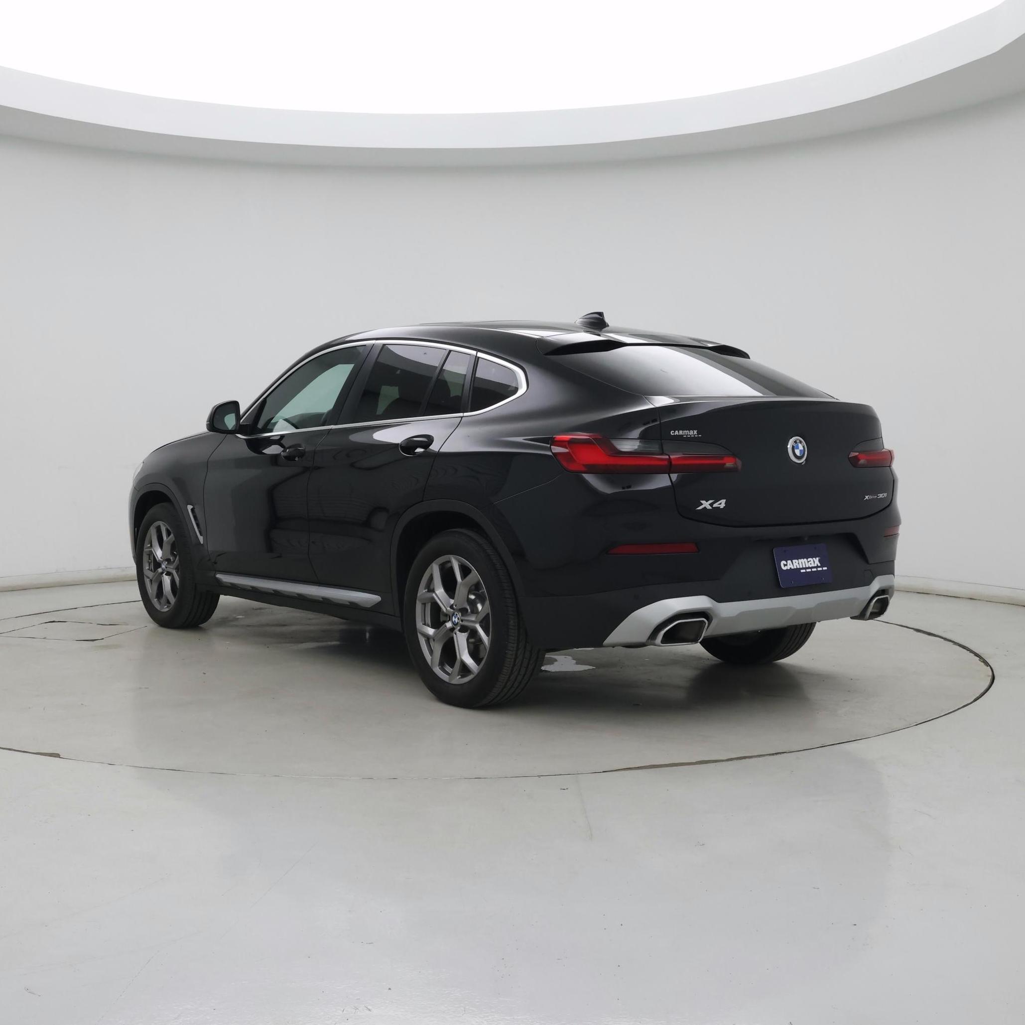 Thumbnail: 2023 BMW X4 - 2