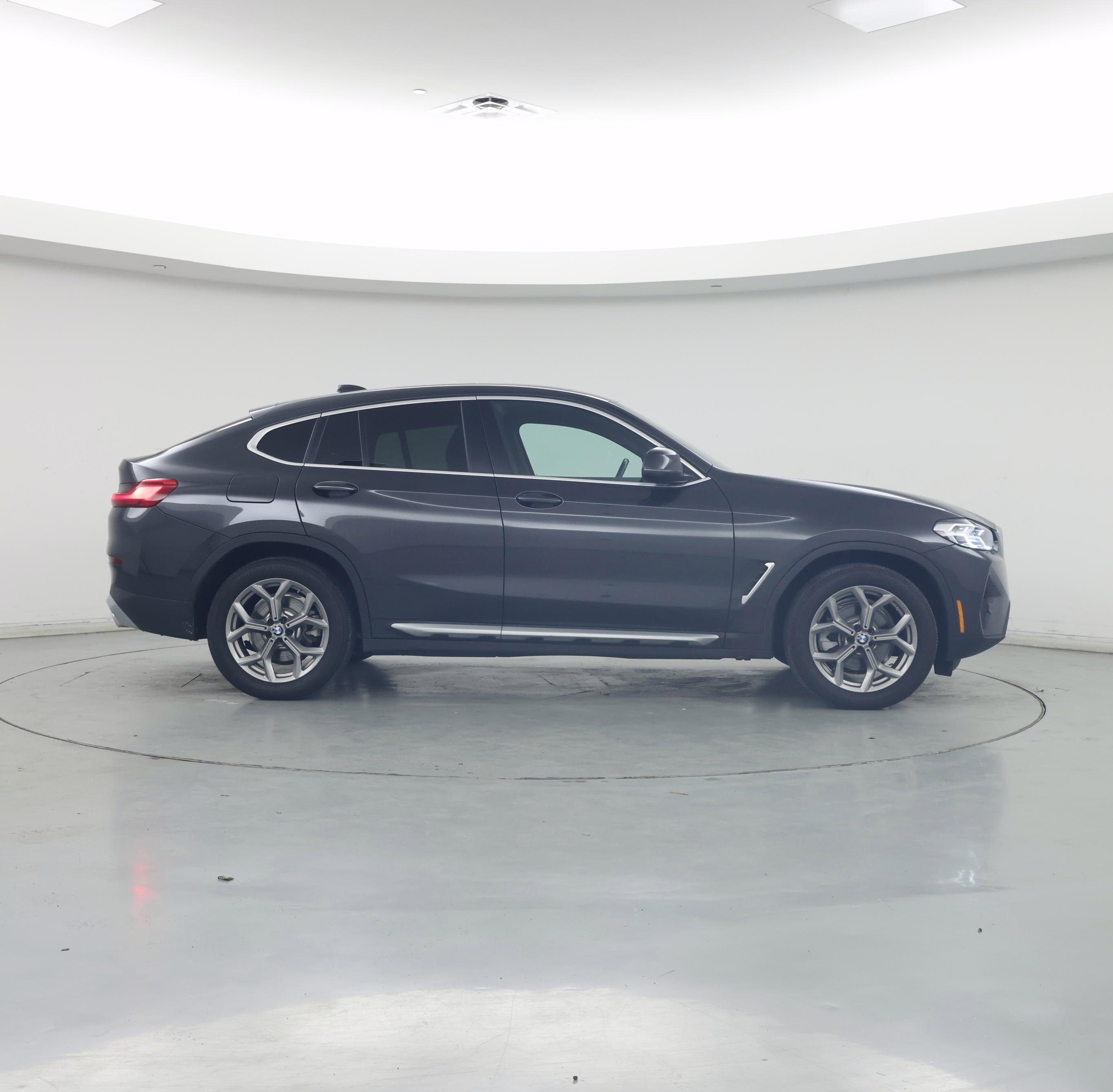 Thumbnail: 2023 BMW X4 - 7