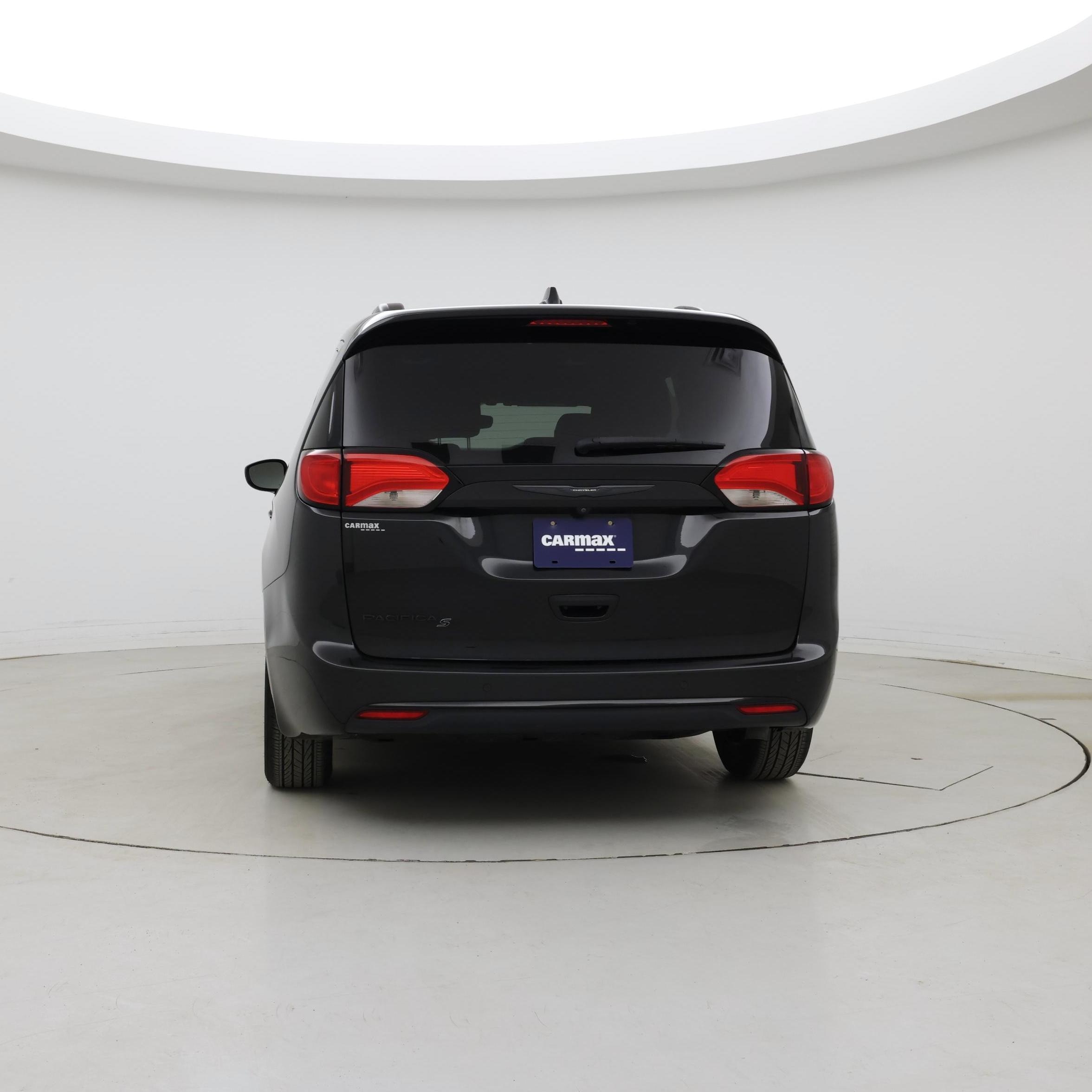 Thumbnail: 2020 Chrysler Pacifica - 6