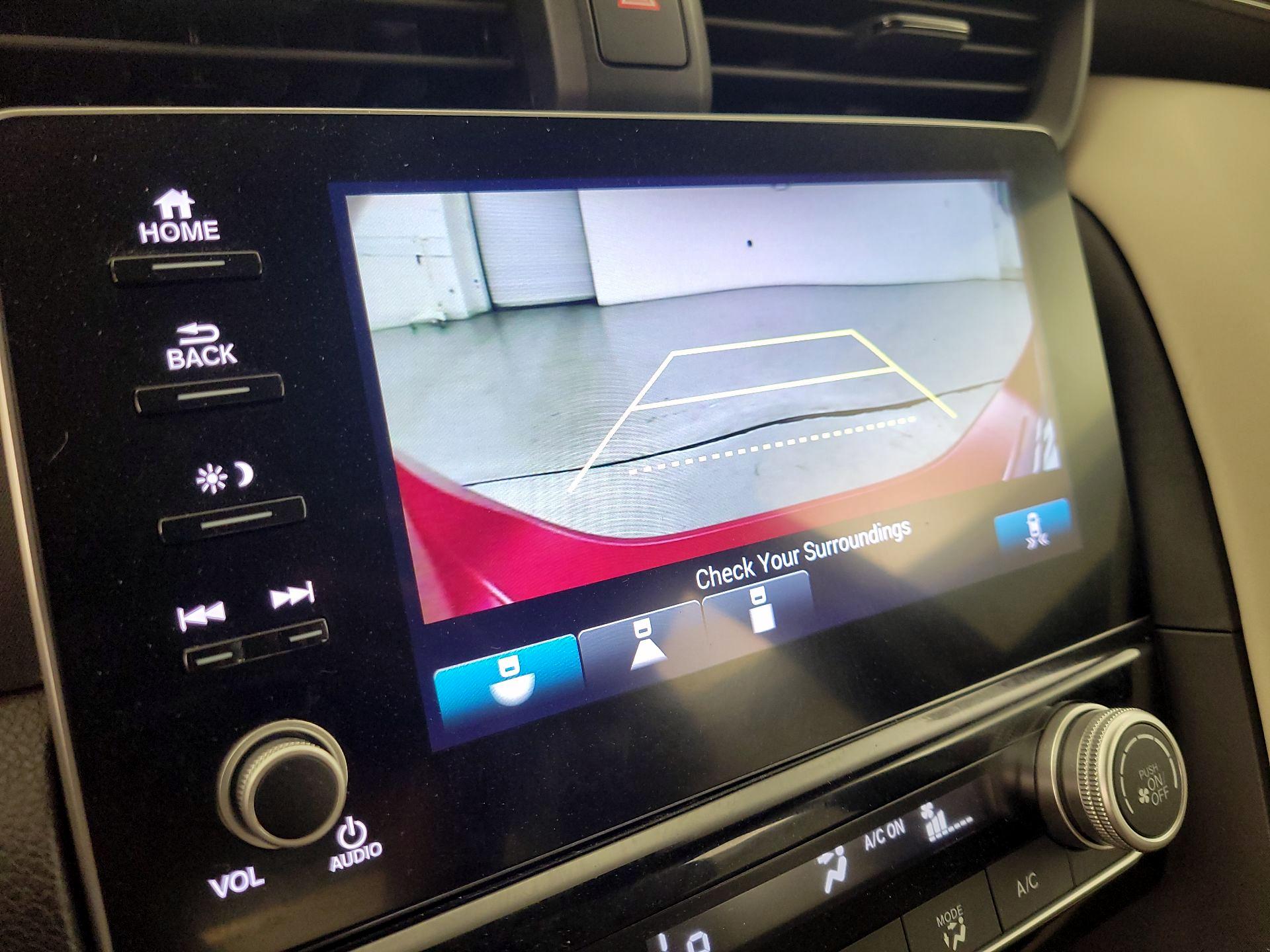 Thumbnail: 2021 Honda Insight - 14