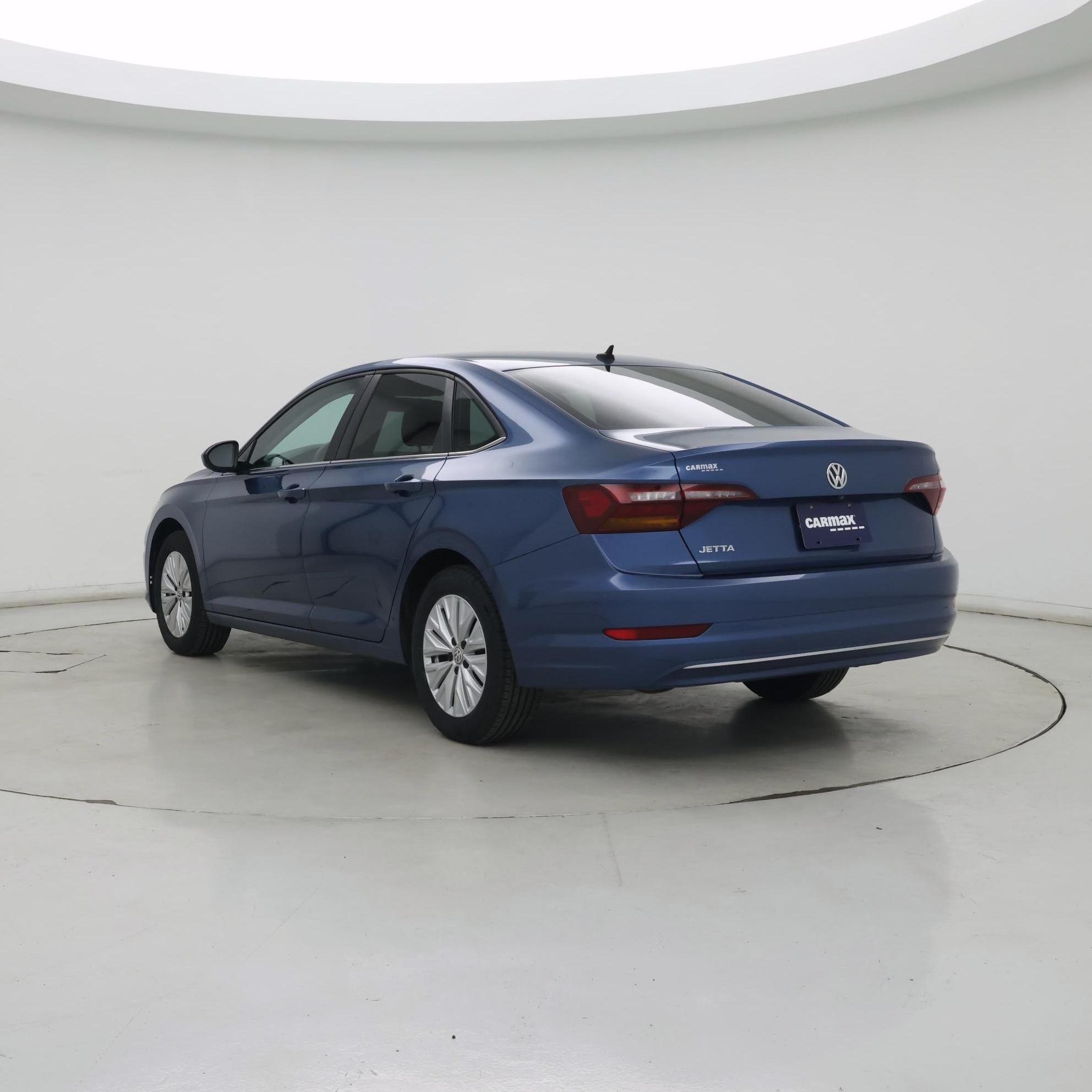 Thumbnail: 2019 Volkswagen Jetta - 2