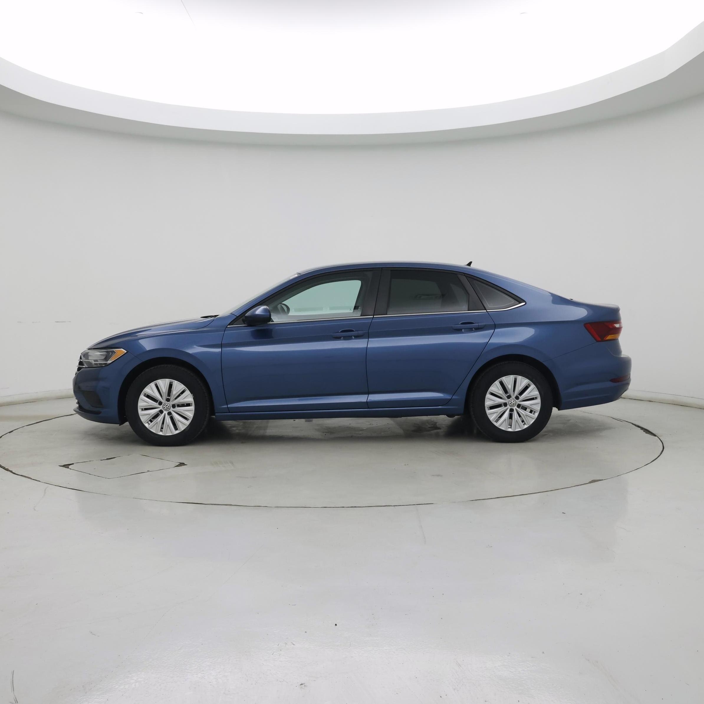 Thumbnail: 2019 Volkswagen Jetta - 3