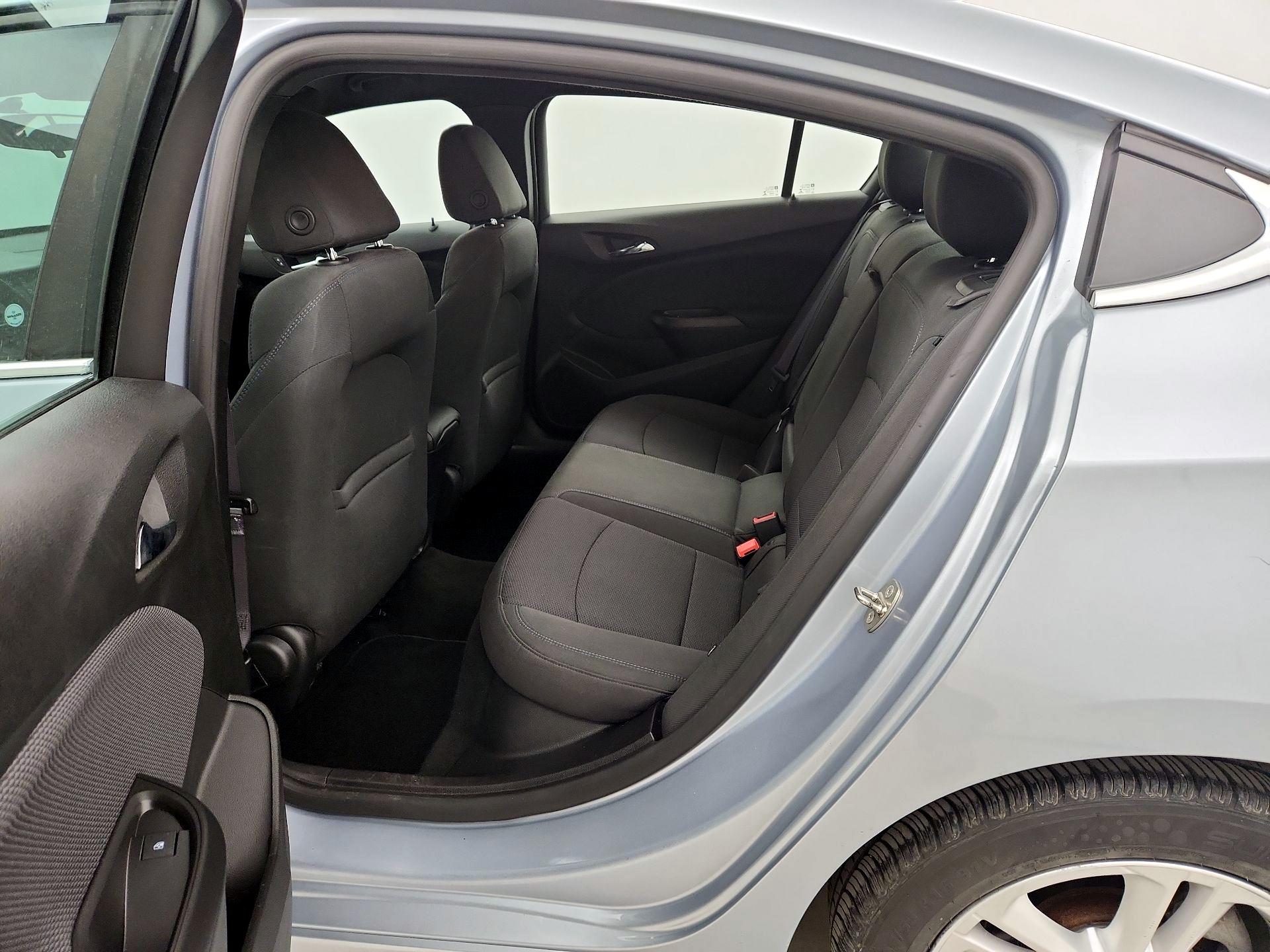 Thumbnail: 2017 Chevrolet Cruze - 19