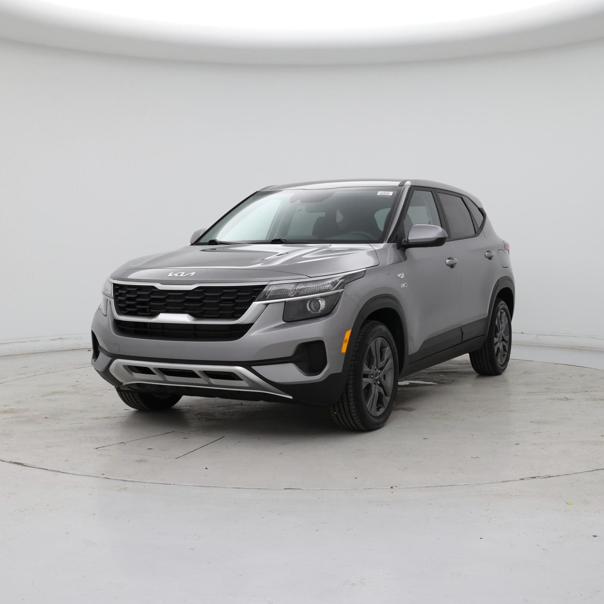 Thumbnail: 2023 Kia Seltos - 4