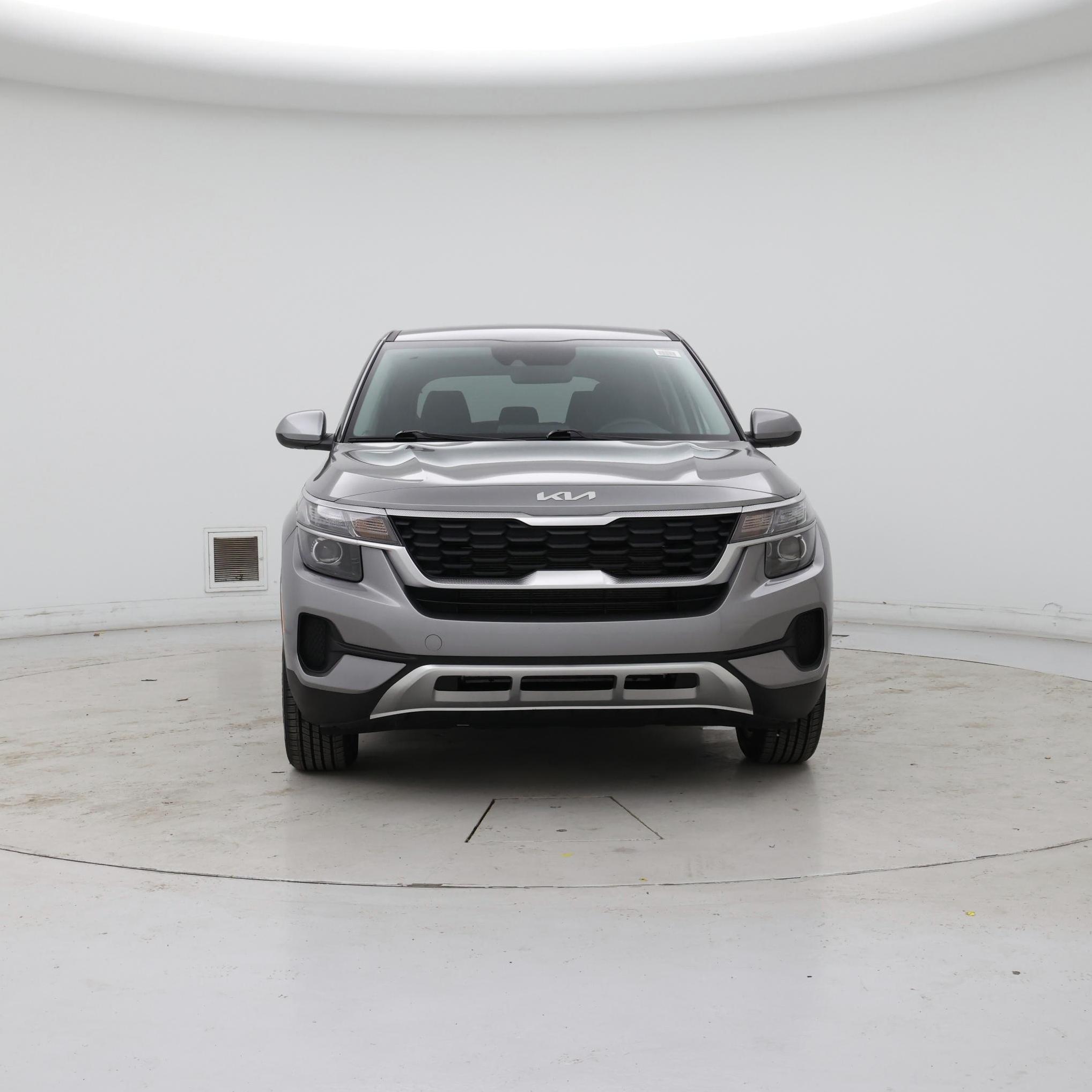 Thumbnail: 2023 Kia Seltos - 5