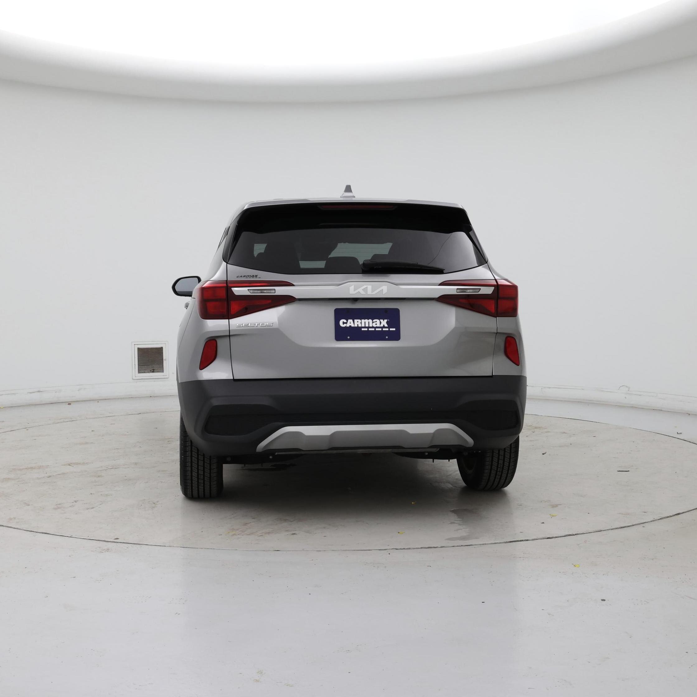 Thumbnail: 2023 Kia Seltos - 6