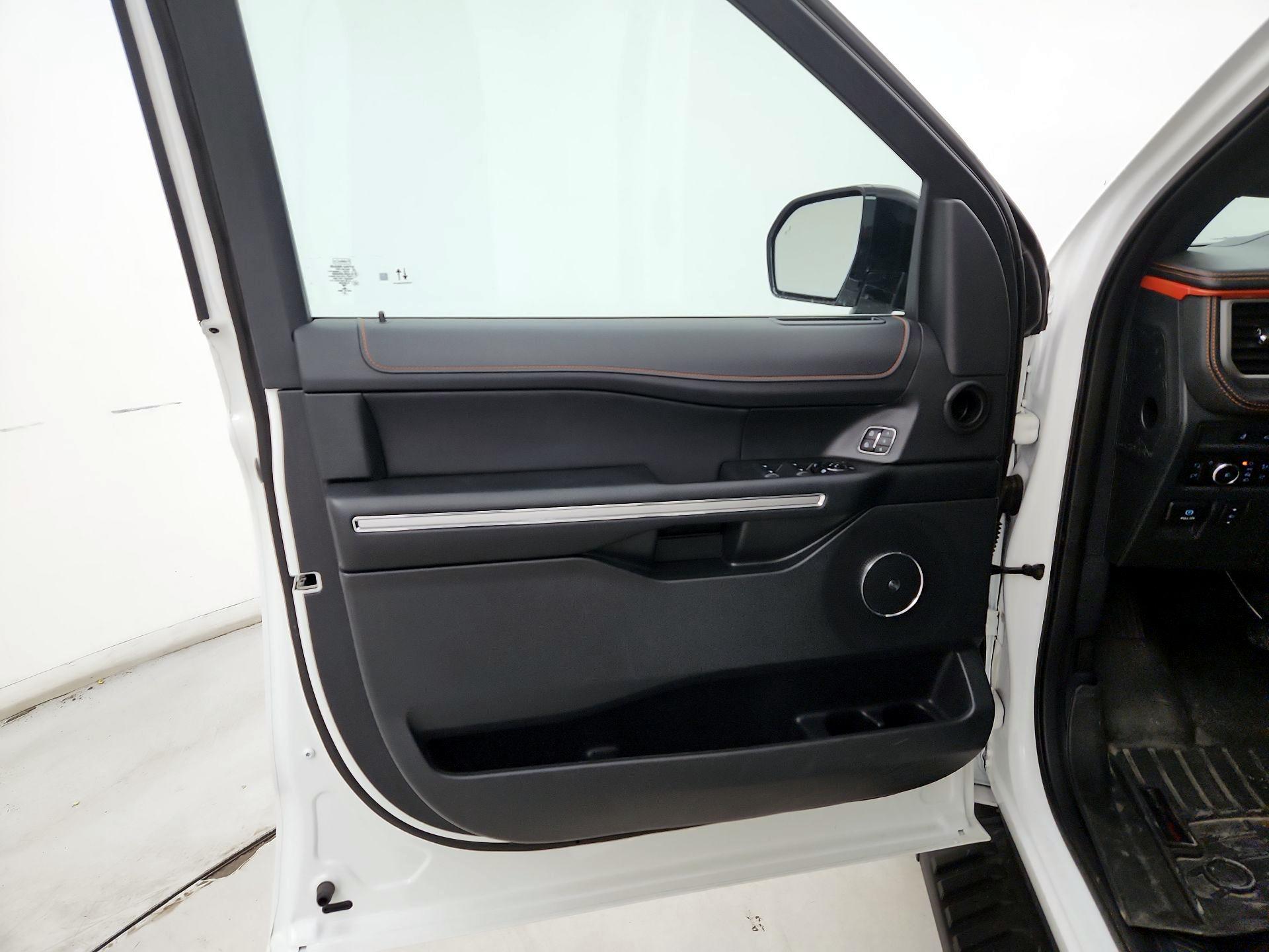 Thumbnail: 2023 Ford Expedition - 12