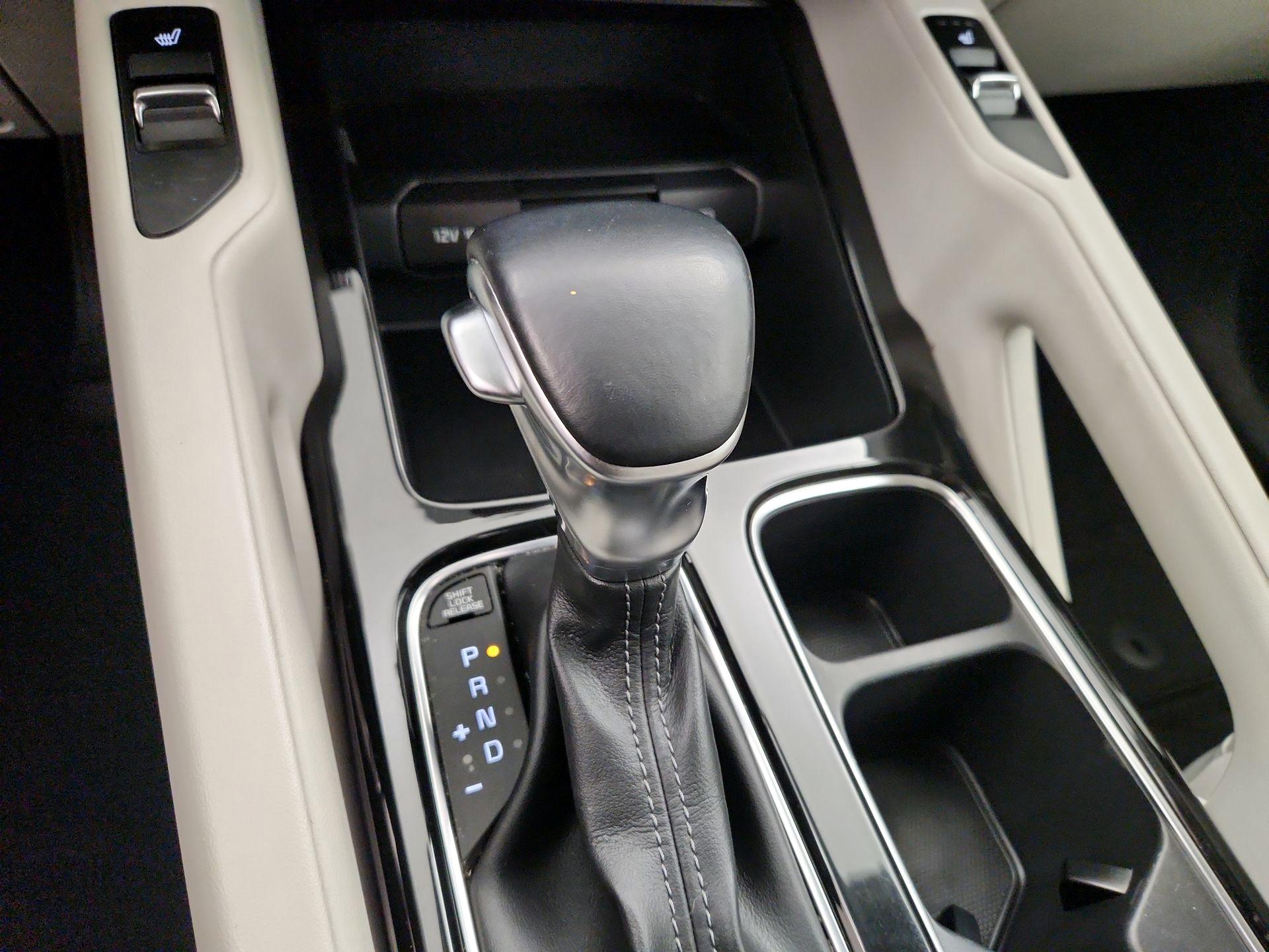 Thumbnail: 2021 Kia Telluride - 17