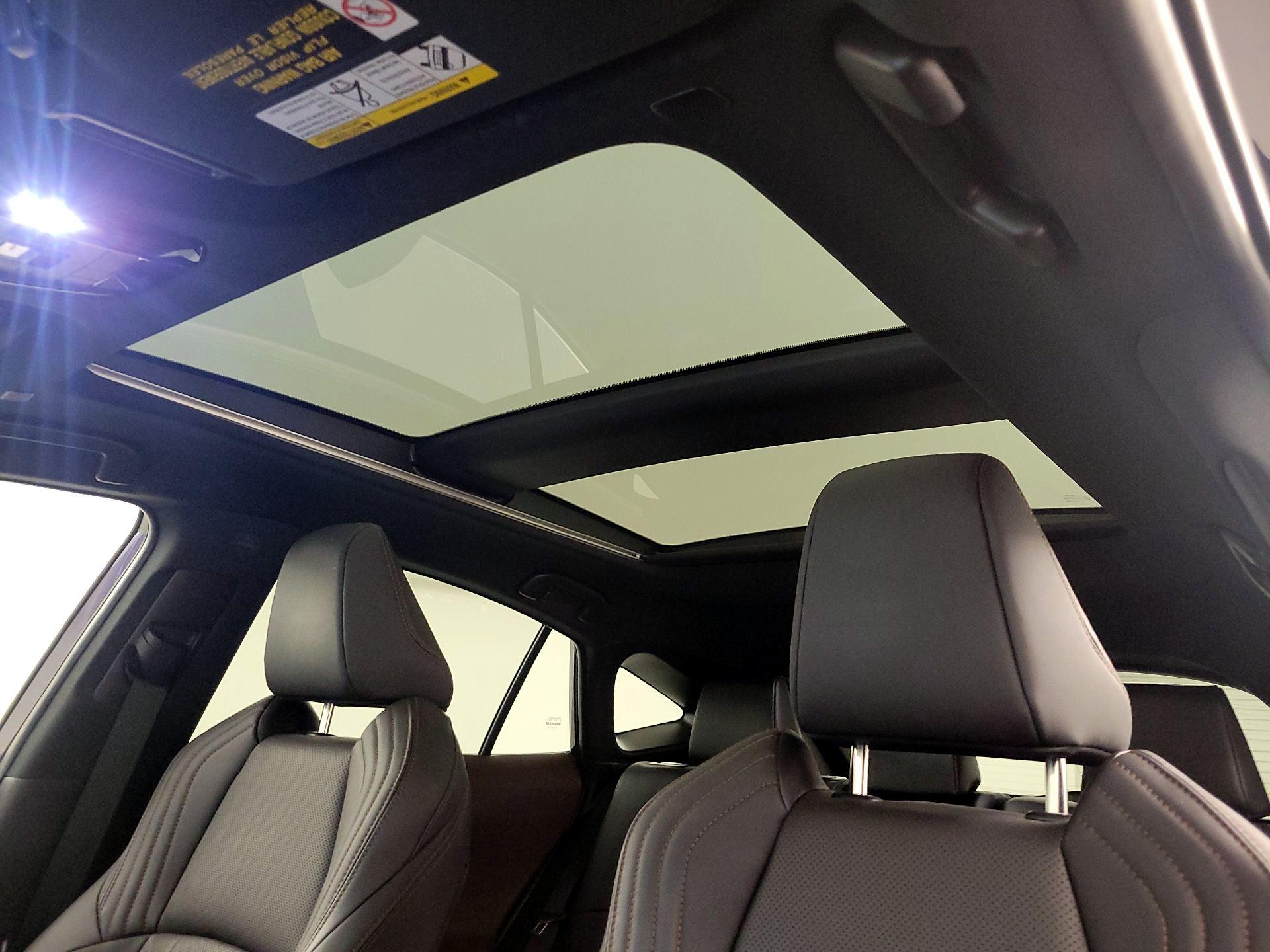 Thumbnail: 2024 Toyota Venza - 19