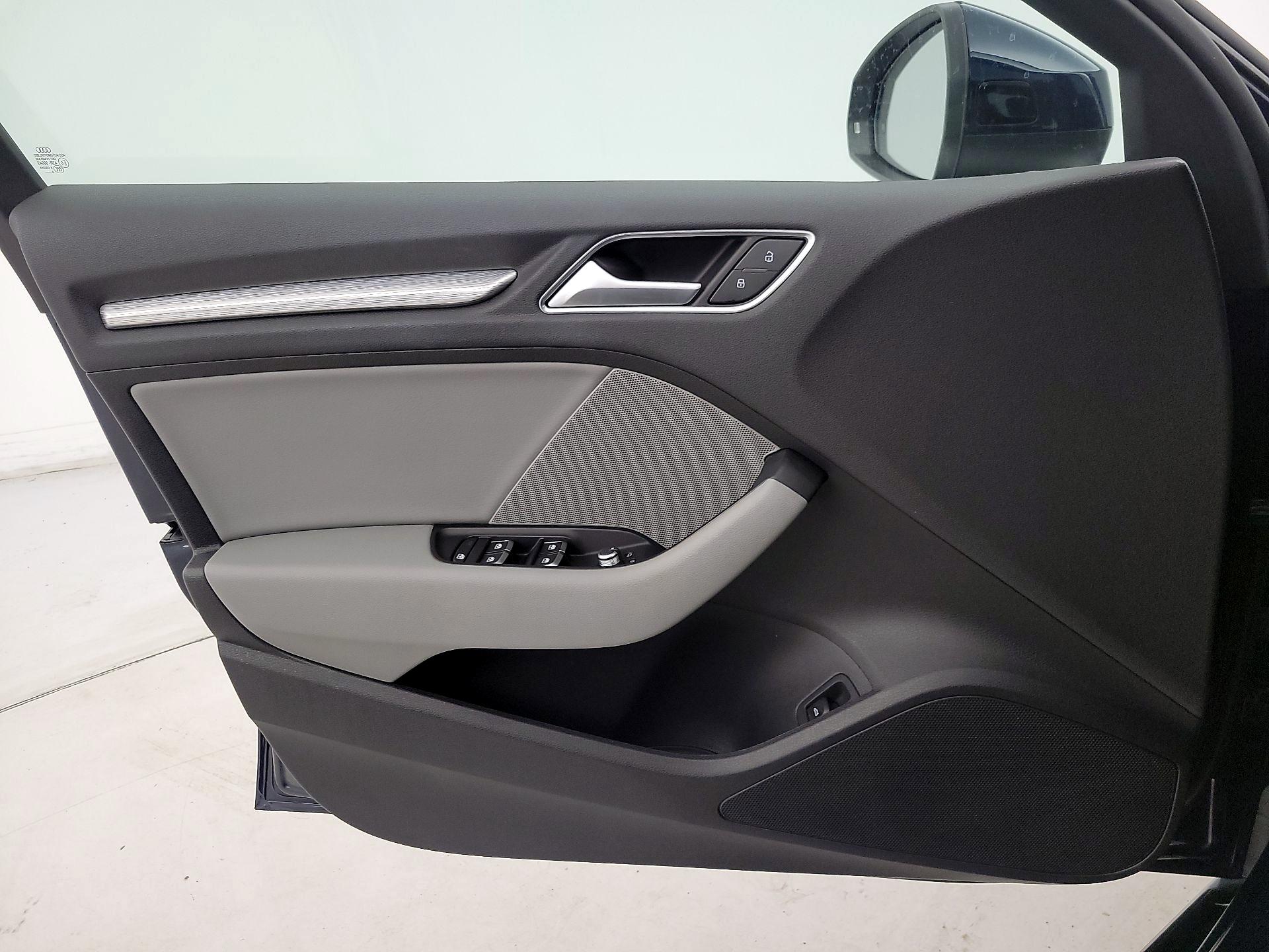 Thumbnail: 2017 Audi A3 - 12