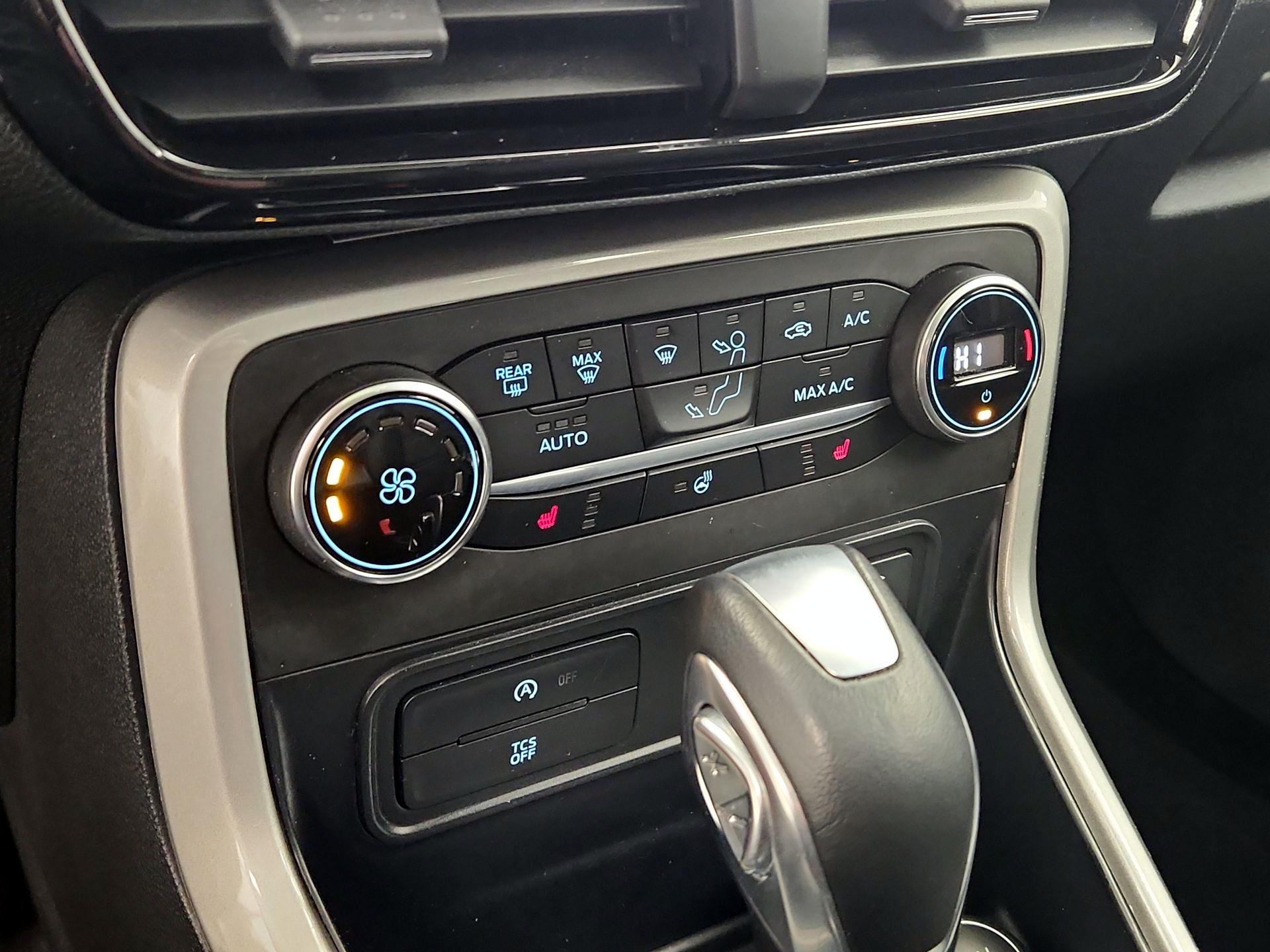 Thumbnail: 2021 Ford EcoSport - 17