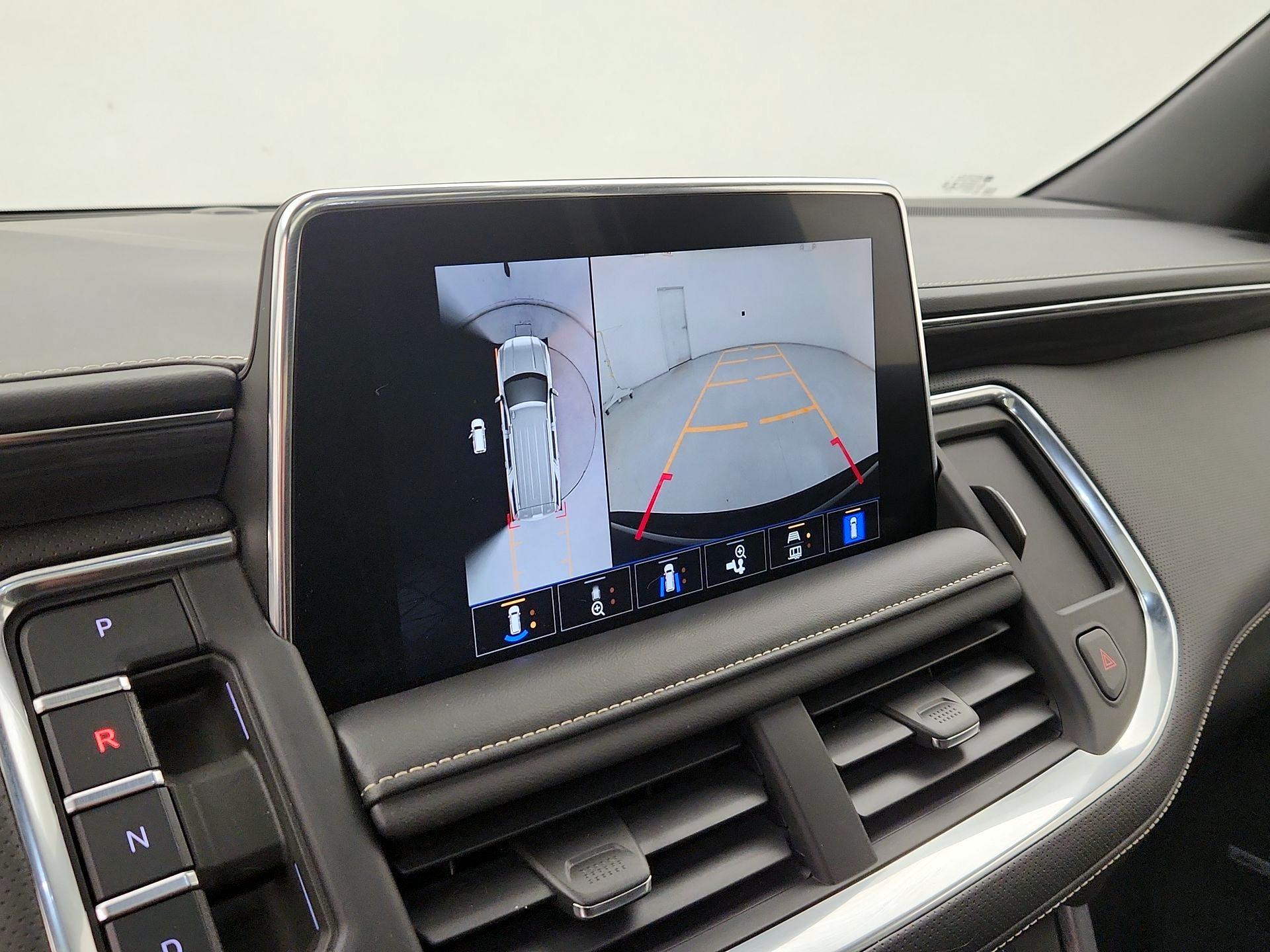 Thumbnail: 2023 GMC Yukon - 14