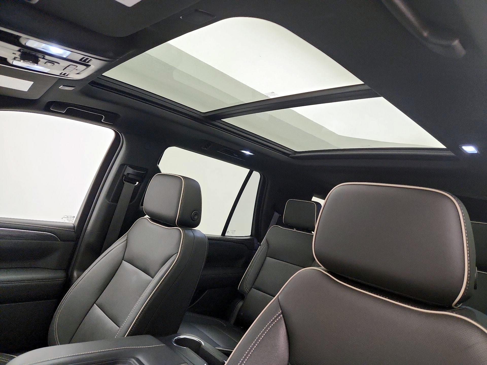 Thumbnail: 2023 GMC Yukon - 19