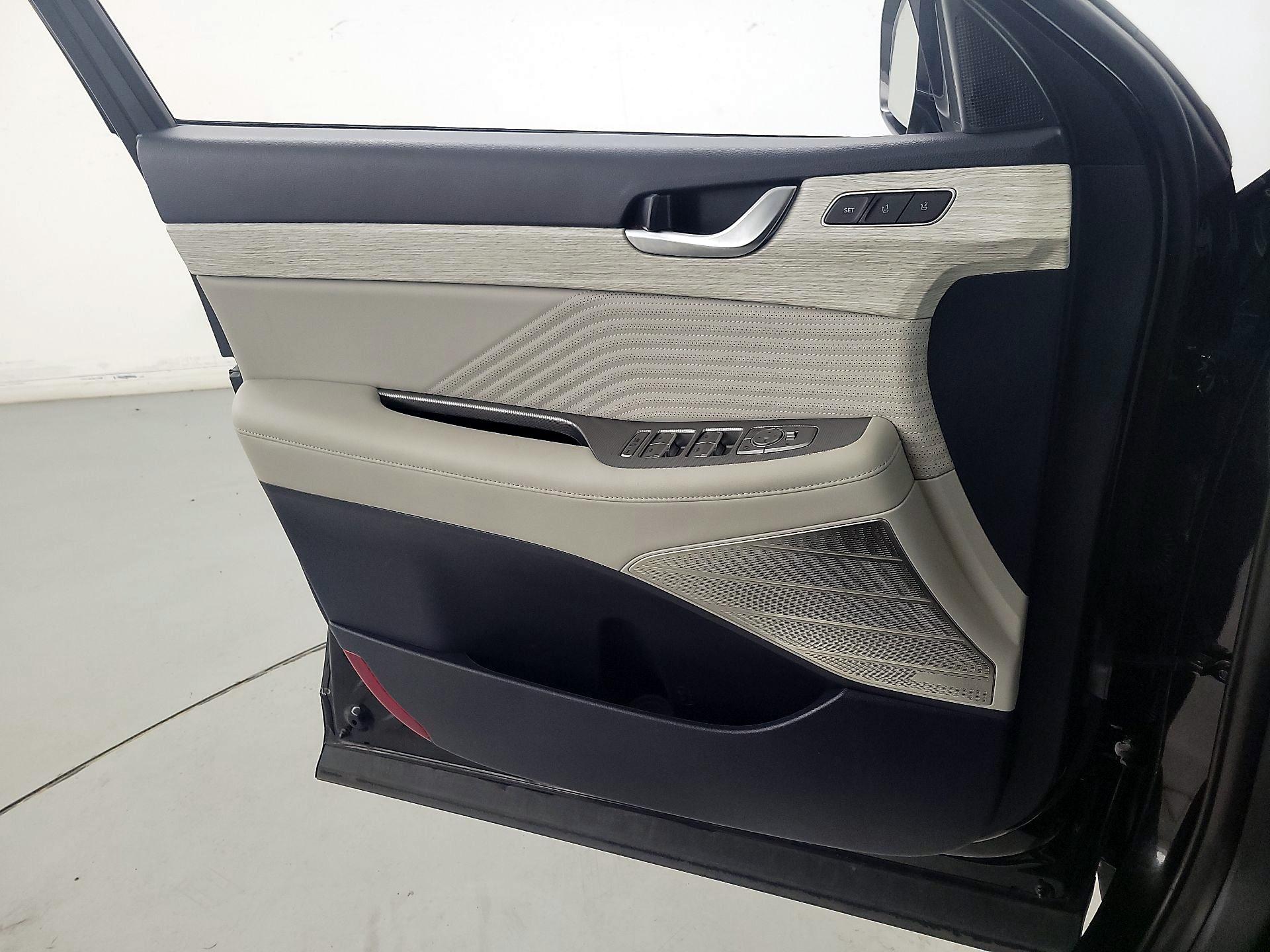 Thumbnail: 2023 Hyundai Palisade - 12