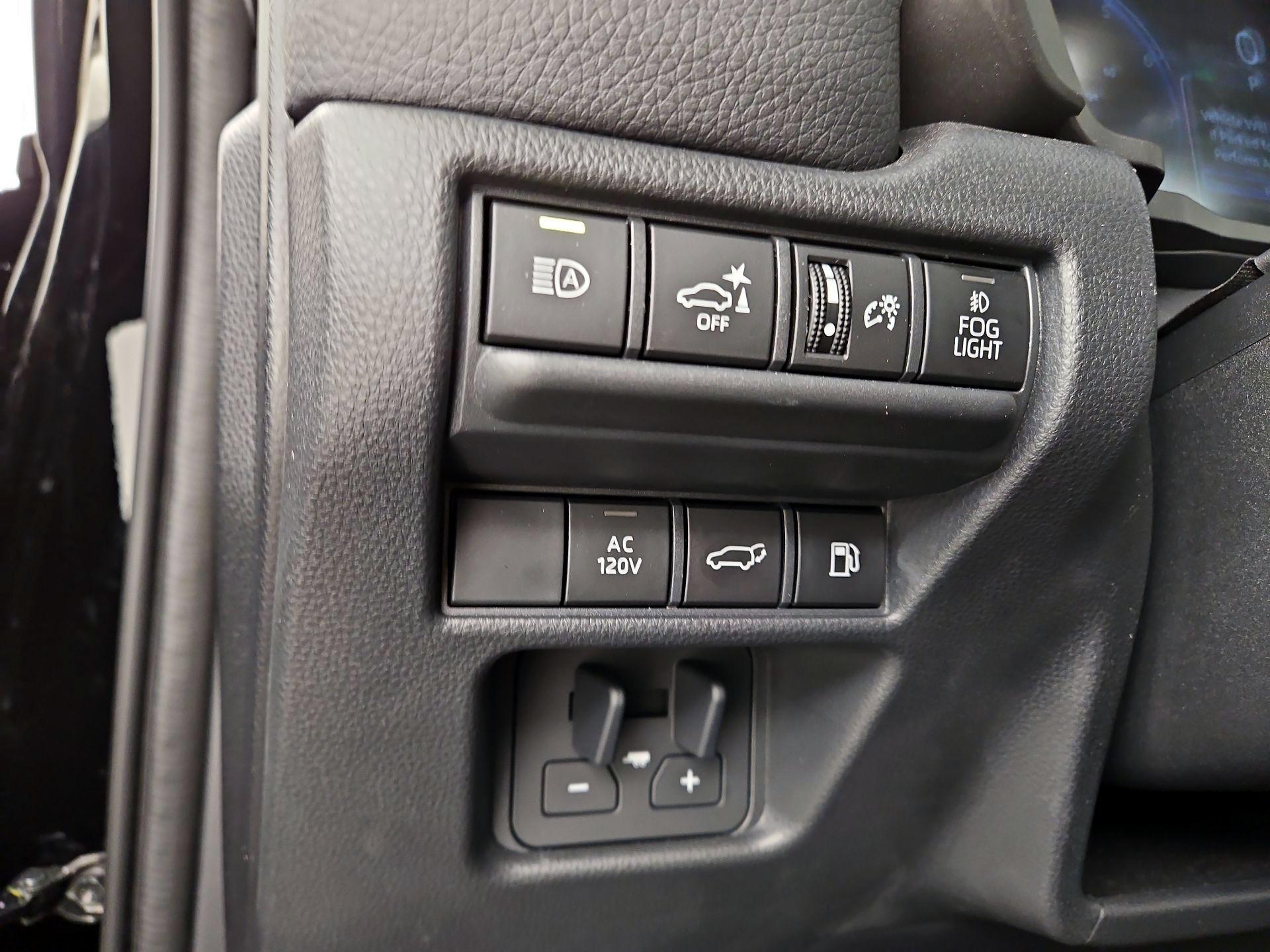 Thumbnail: 2025 Toyota Land Cruiser - 13