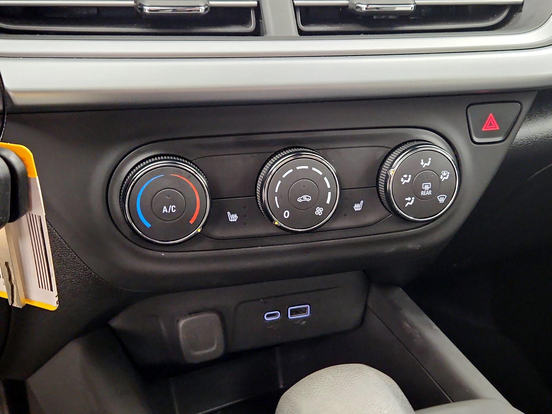 Thumbnail: 2024 Chevrolet Trax - 16