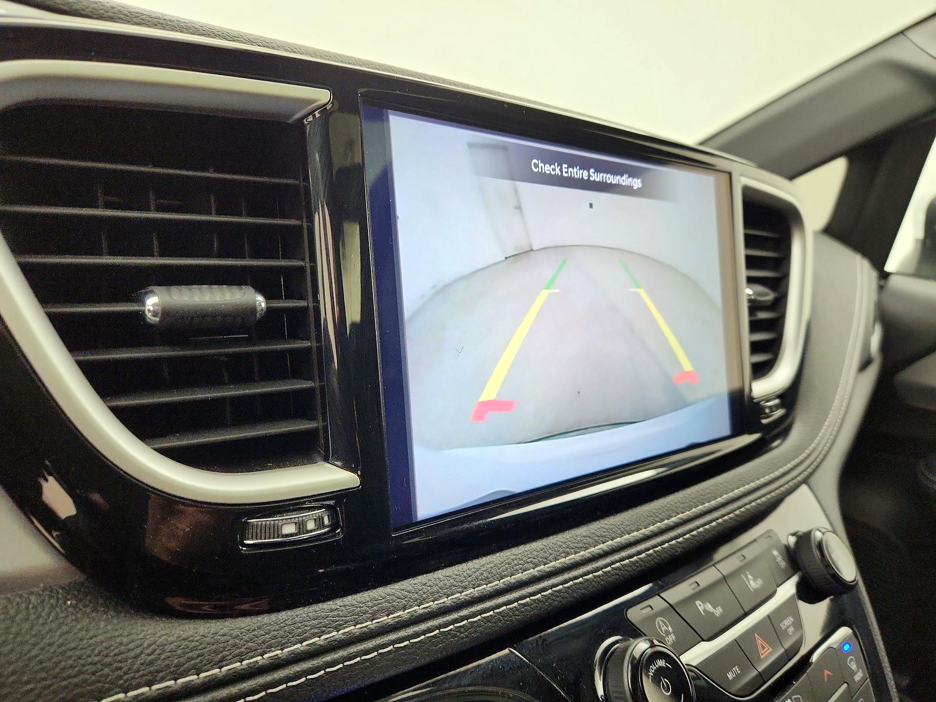 Thumbnail: 2023 Chrysler Pacifica - 15