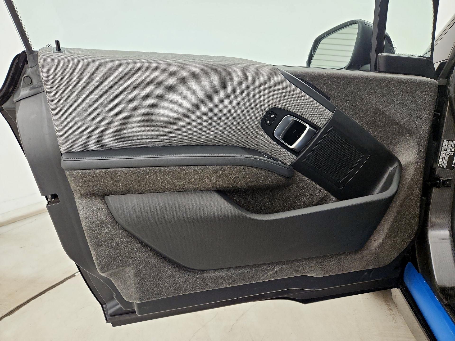 Thumbnail: 2019 BMW i3 - 12