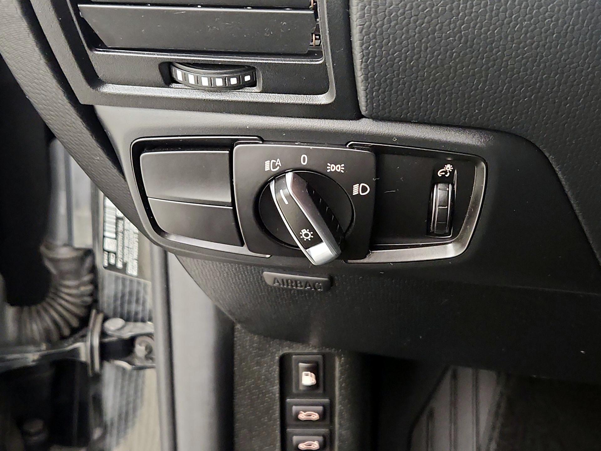 Thumbnail: 2019 BMW i3 - 13