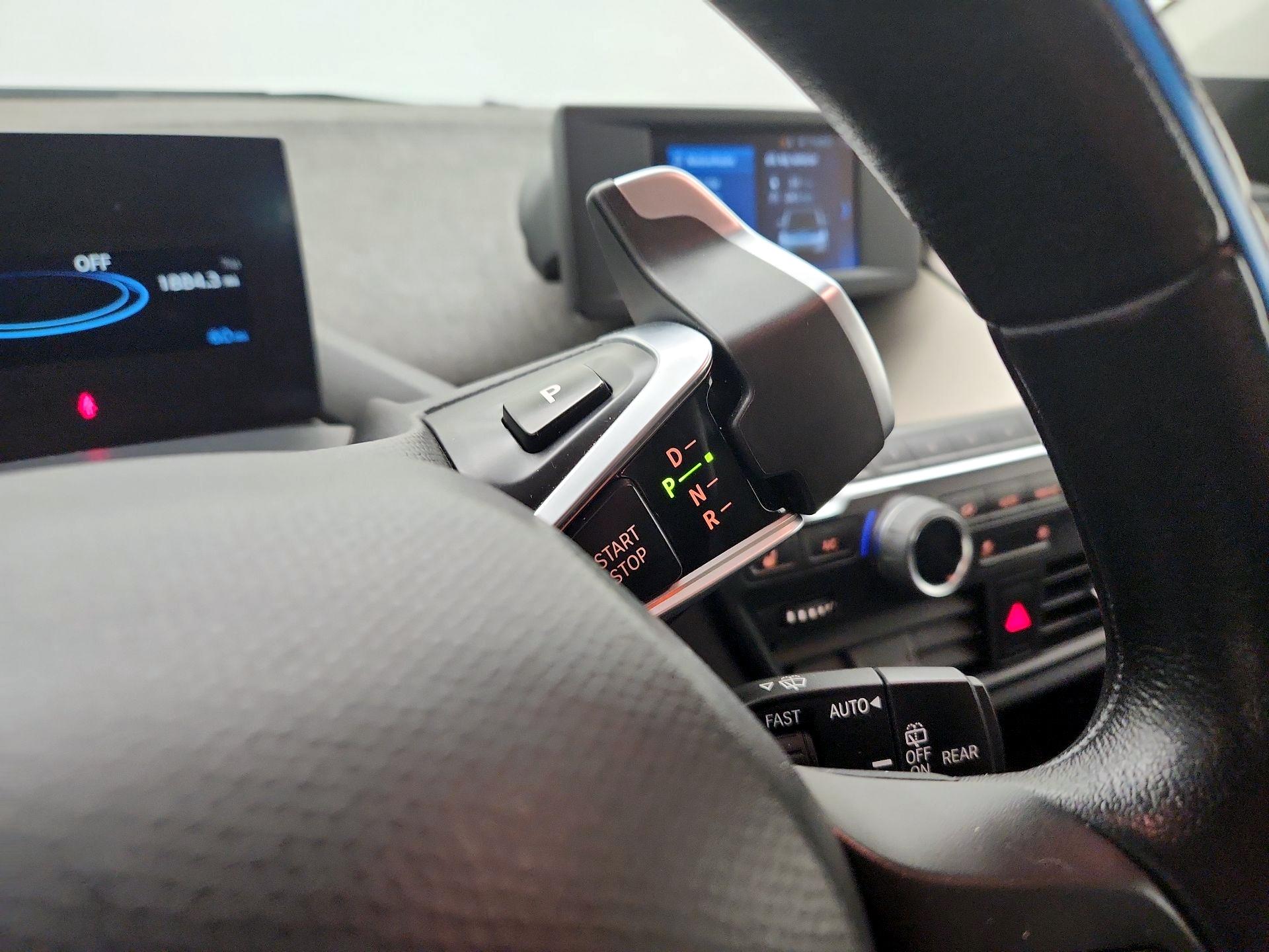 Thumbnail: 2019 BMW i3 - 18