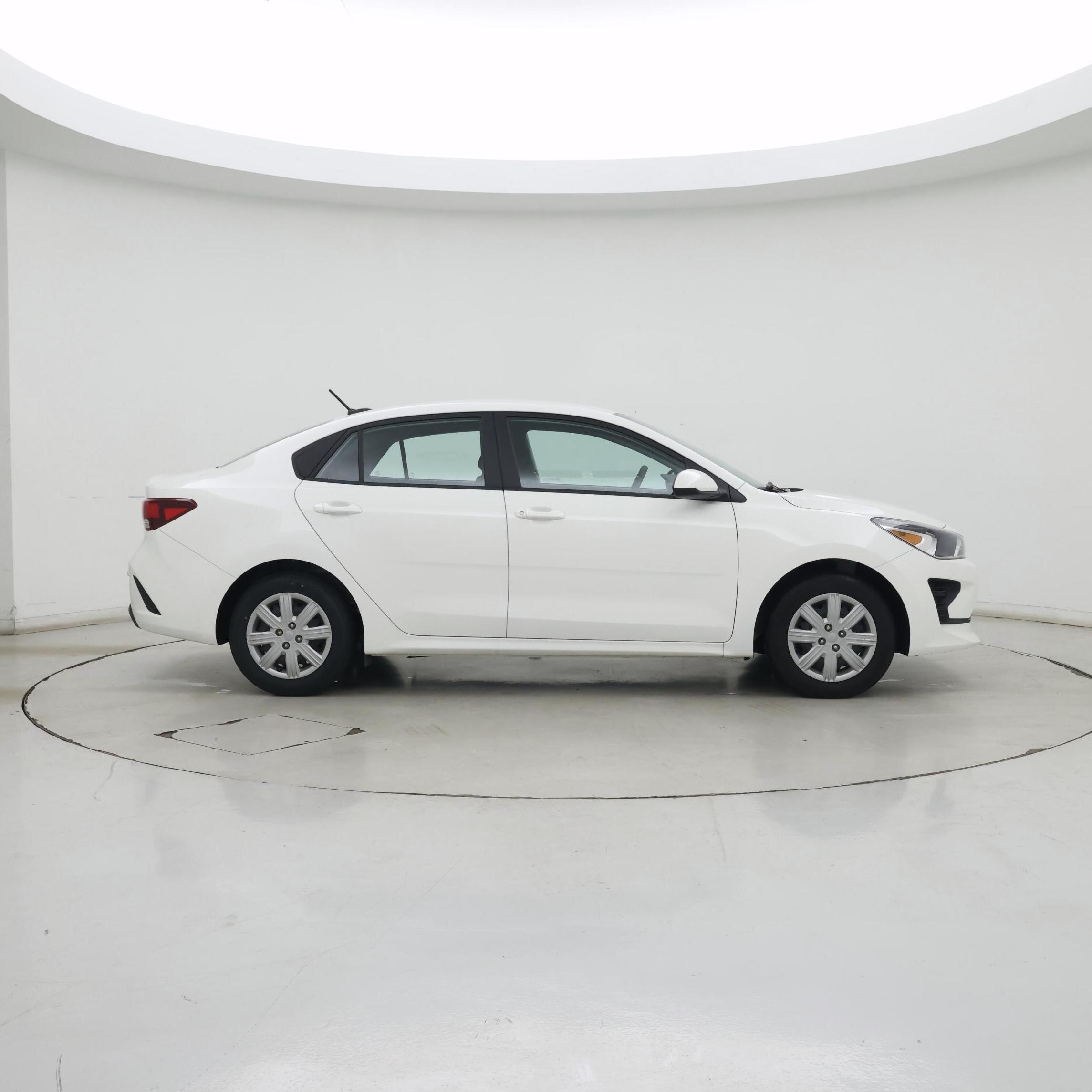 Thumbnail: 2023 Kia Rio - 7