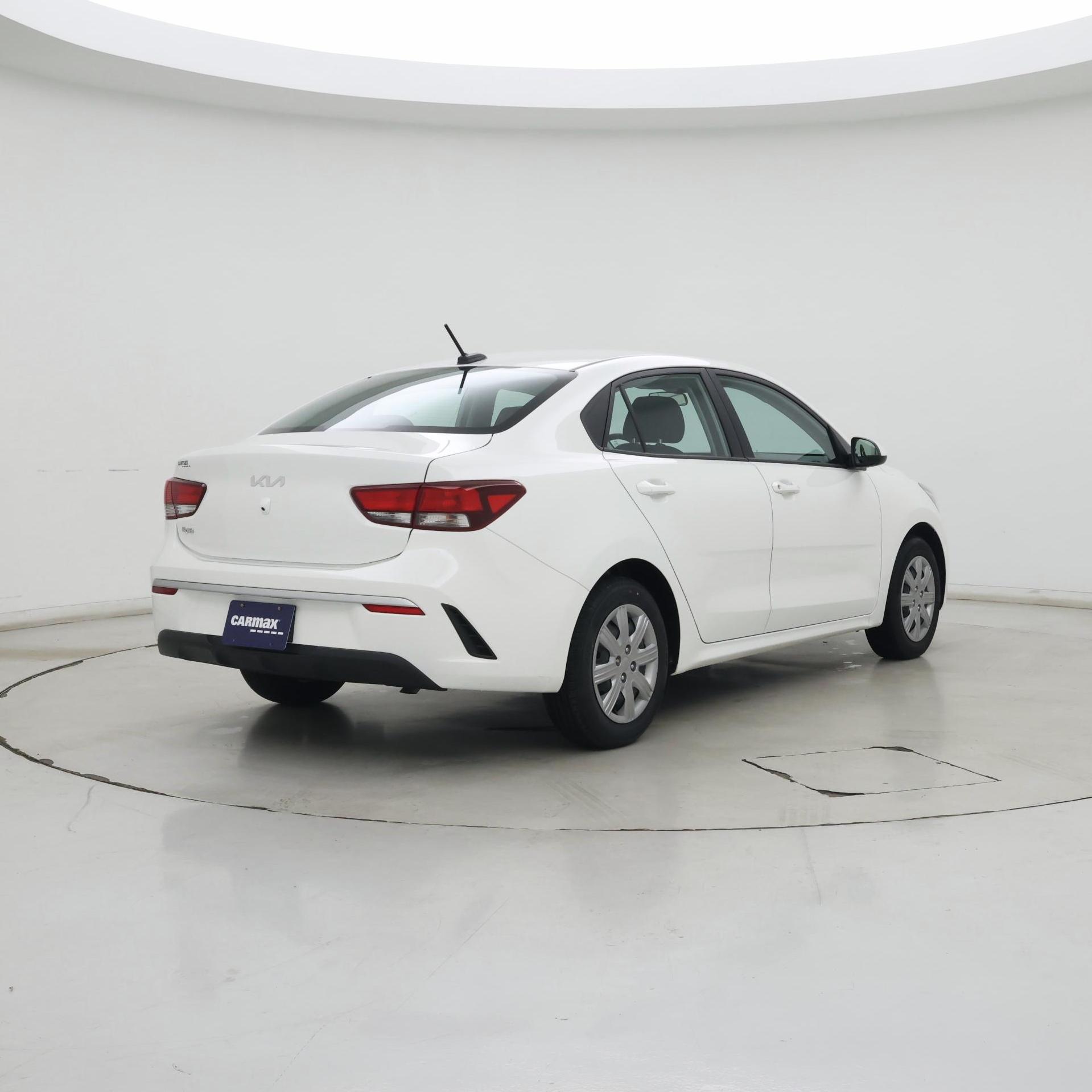 Thumbnail: 2023 Kia Rio - 8