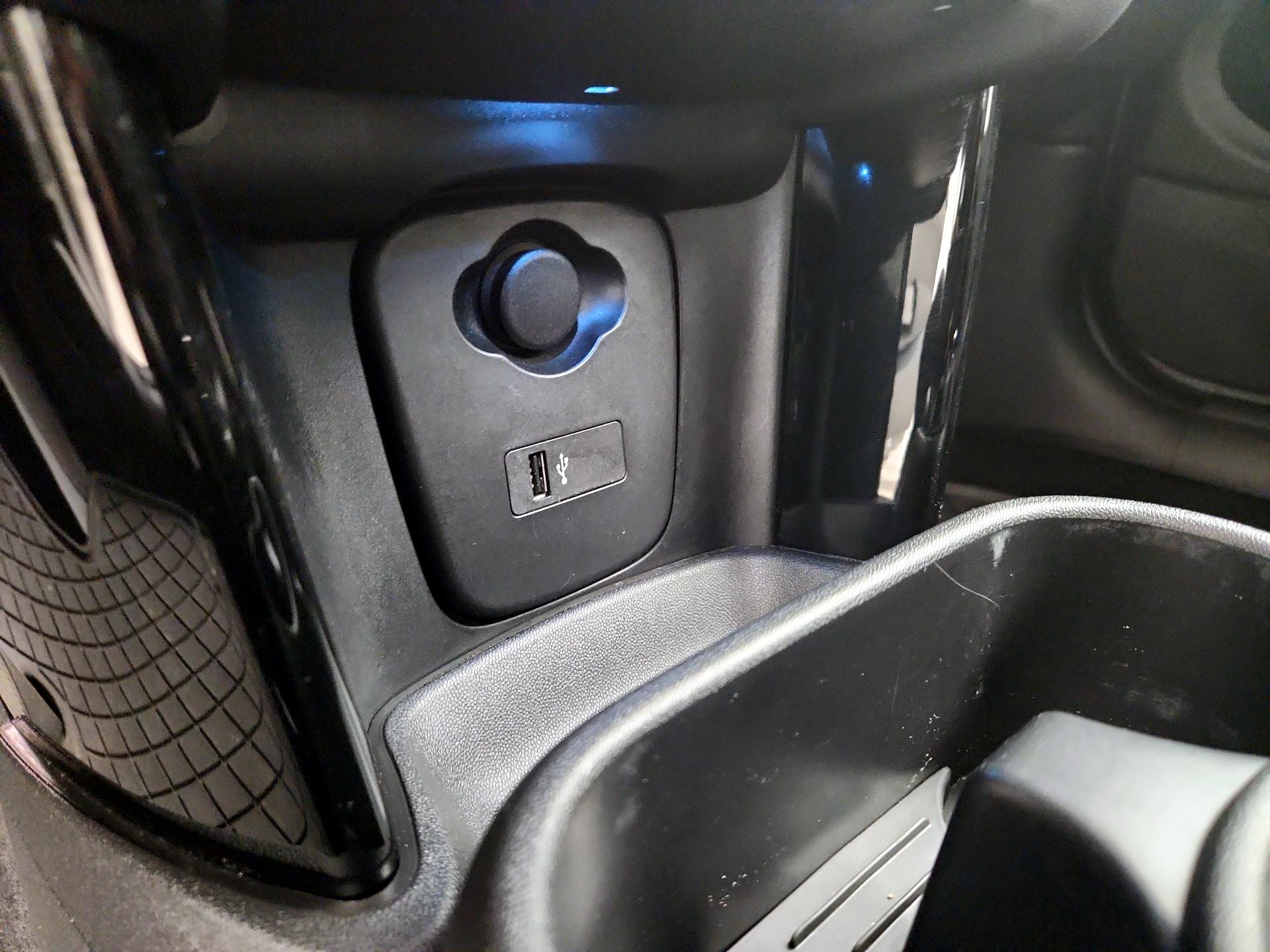 Thumbnail: 2022 MINI Cooper Hardtop - 19