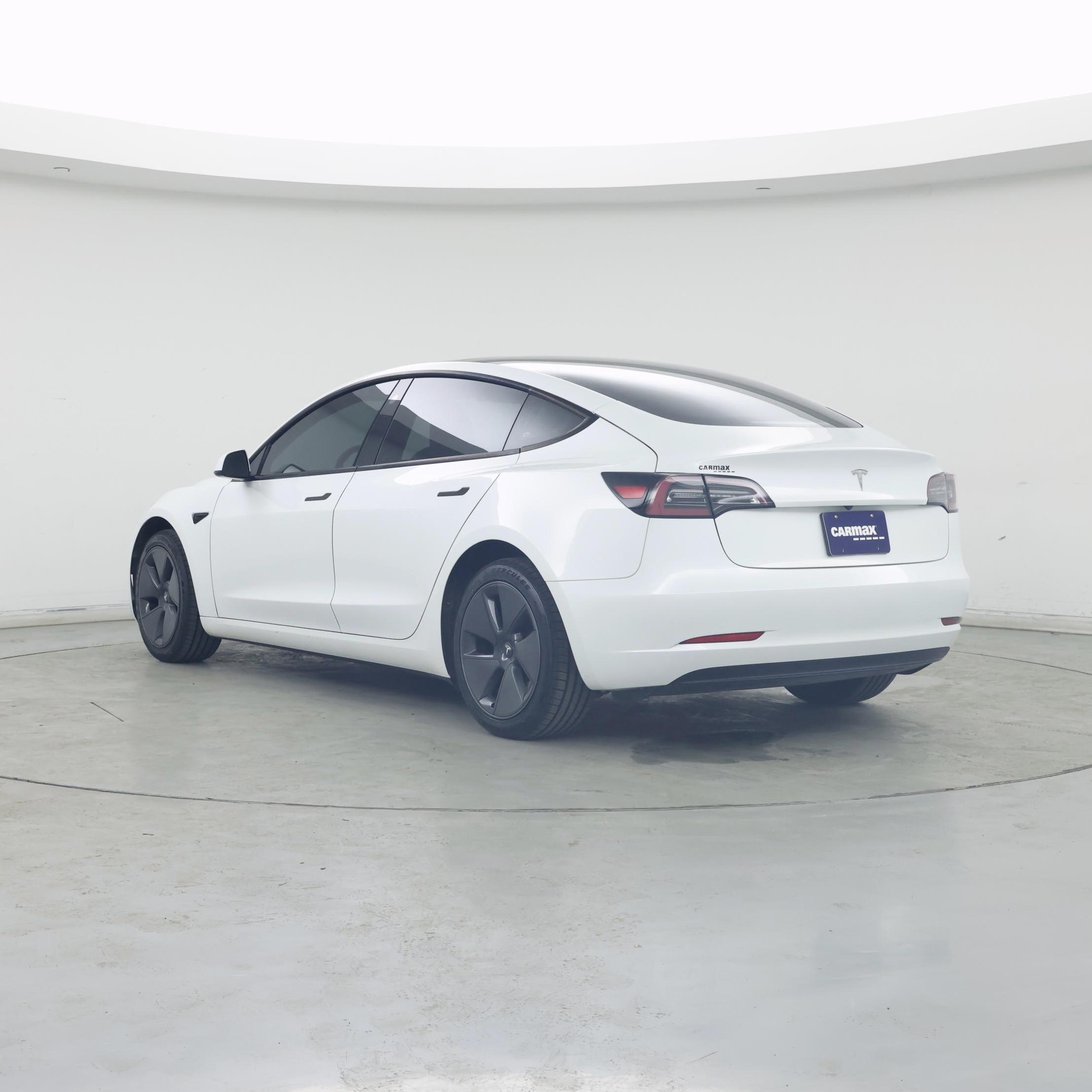 Thumbnail: 2023 Tesla Model 3 - 2