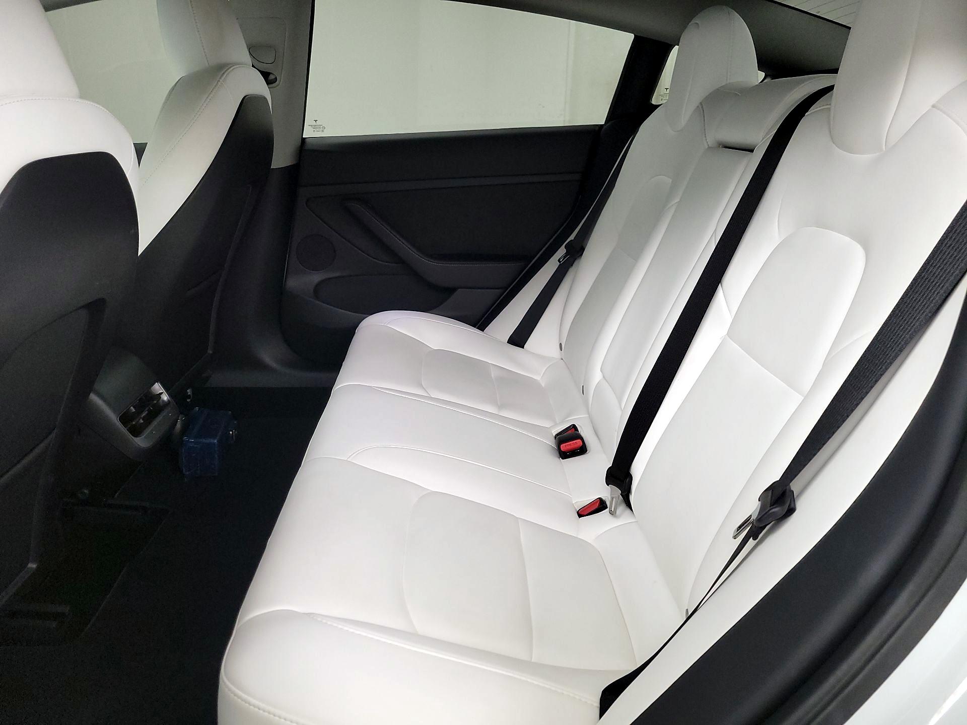 Thumbnail: 2023 Tesla Model 3 - 19