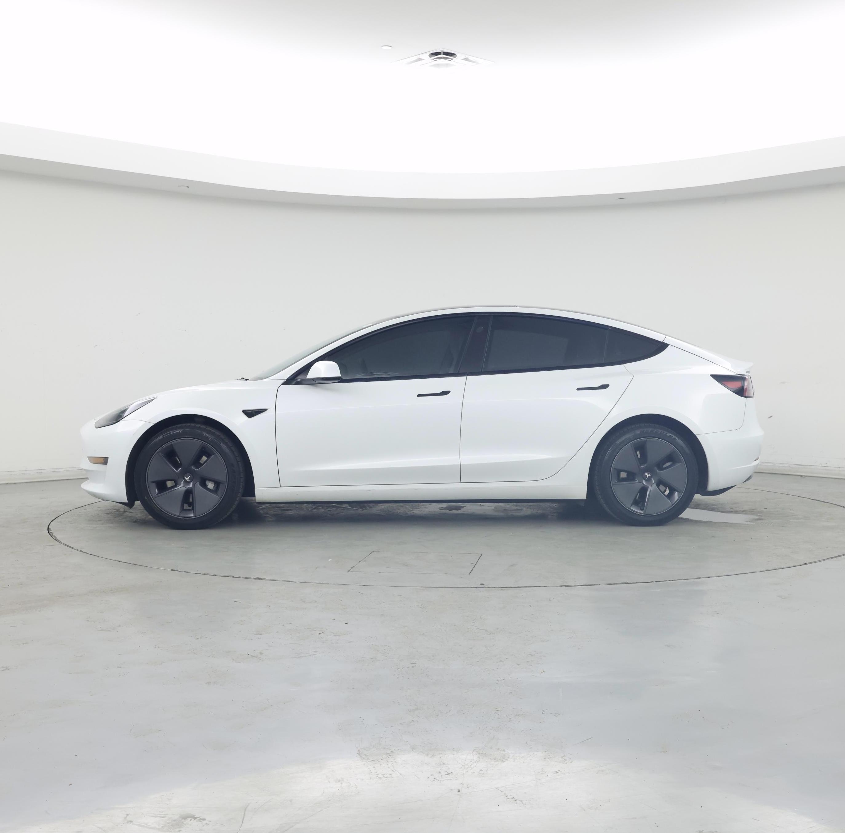 Thumbnail: 2023 Tesla Model 3 - 3