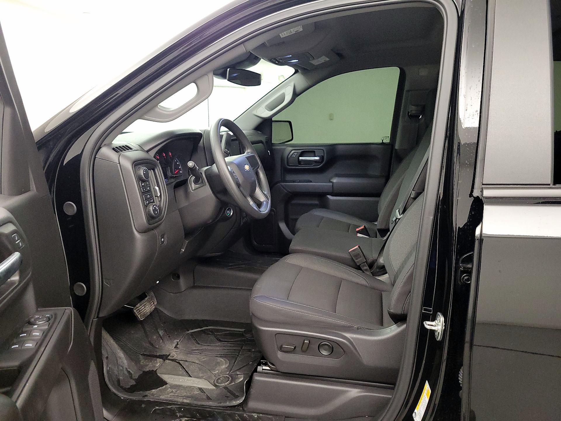 Thumbnail: 2025 Chevrolet Silverado 1500 - 11