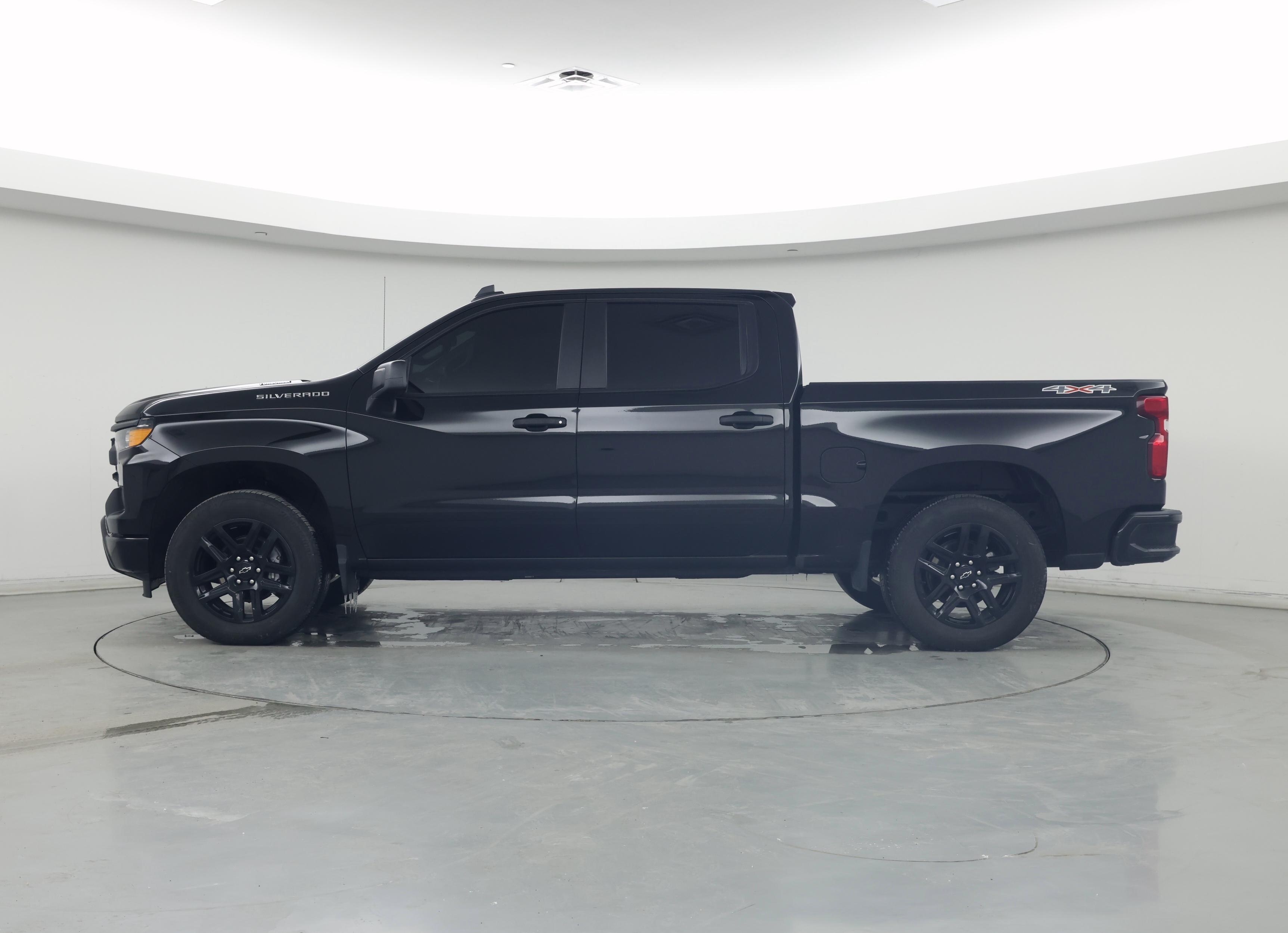 Thumbnail: 2025 Chevrolet Silverado 1500 - 3