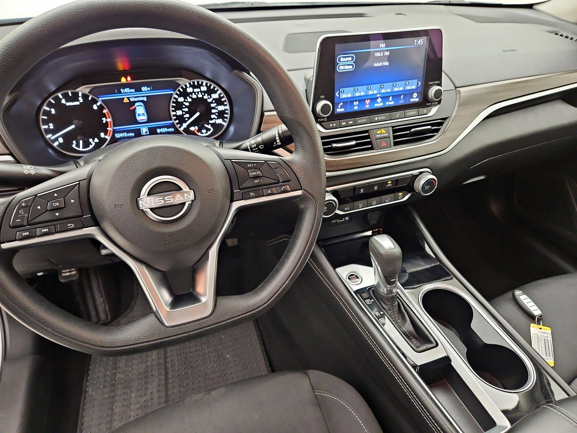 Thumbnail: 2023 Nissan Altima - 9