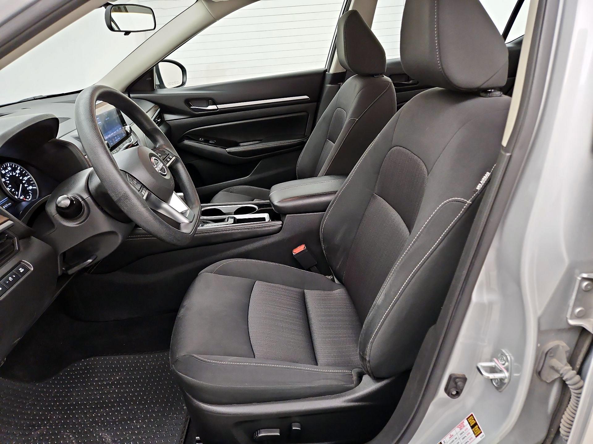 Thumbnail: 2023 Nissan Altima - 11